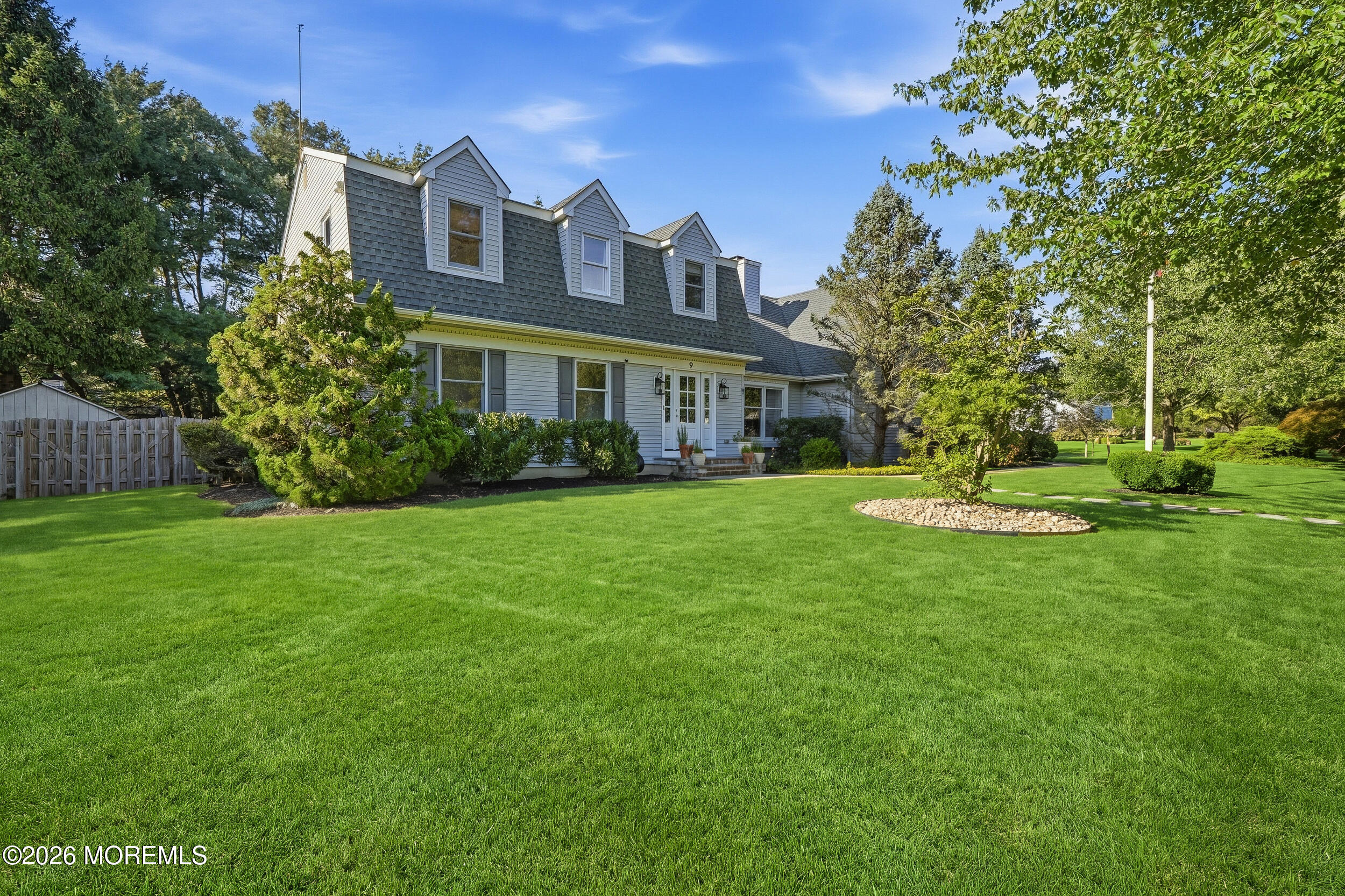 9 Lakeview Drive Image 2