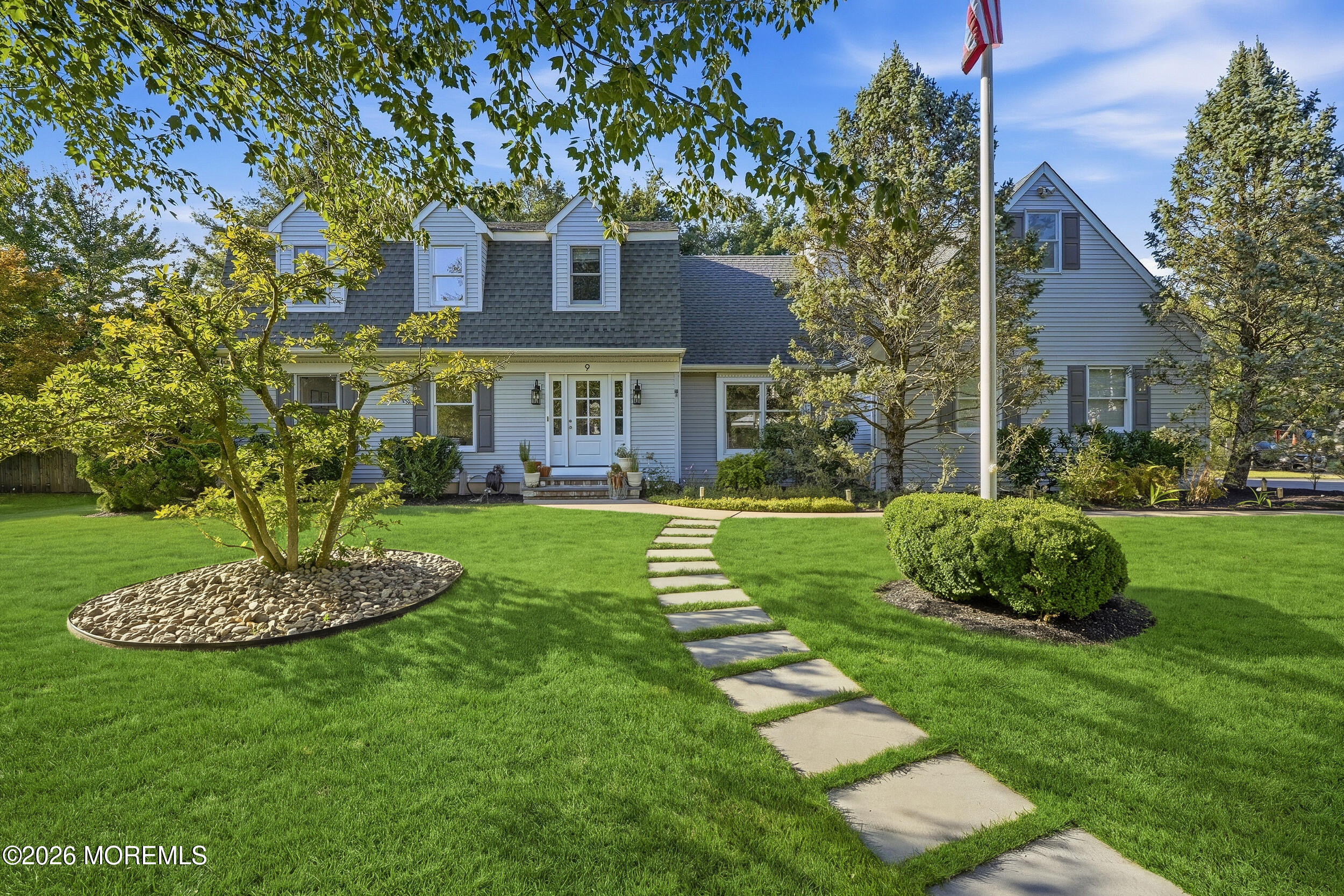 9 Lakeview Drive, Tinton Falls, NJ, 07712