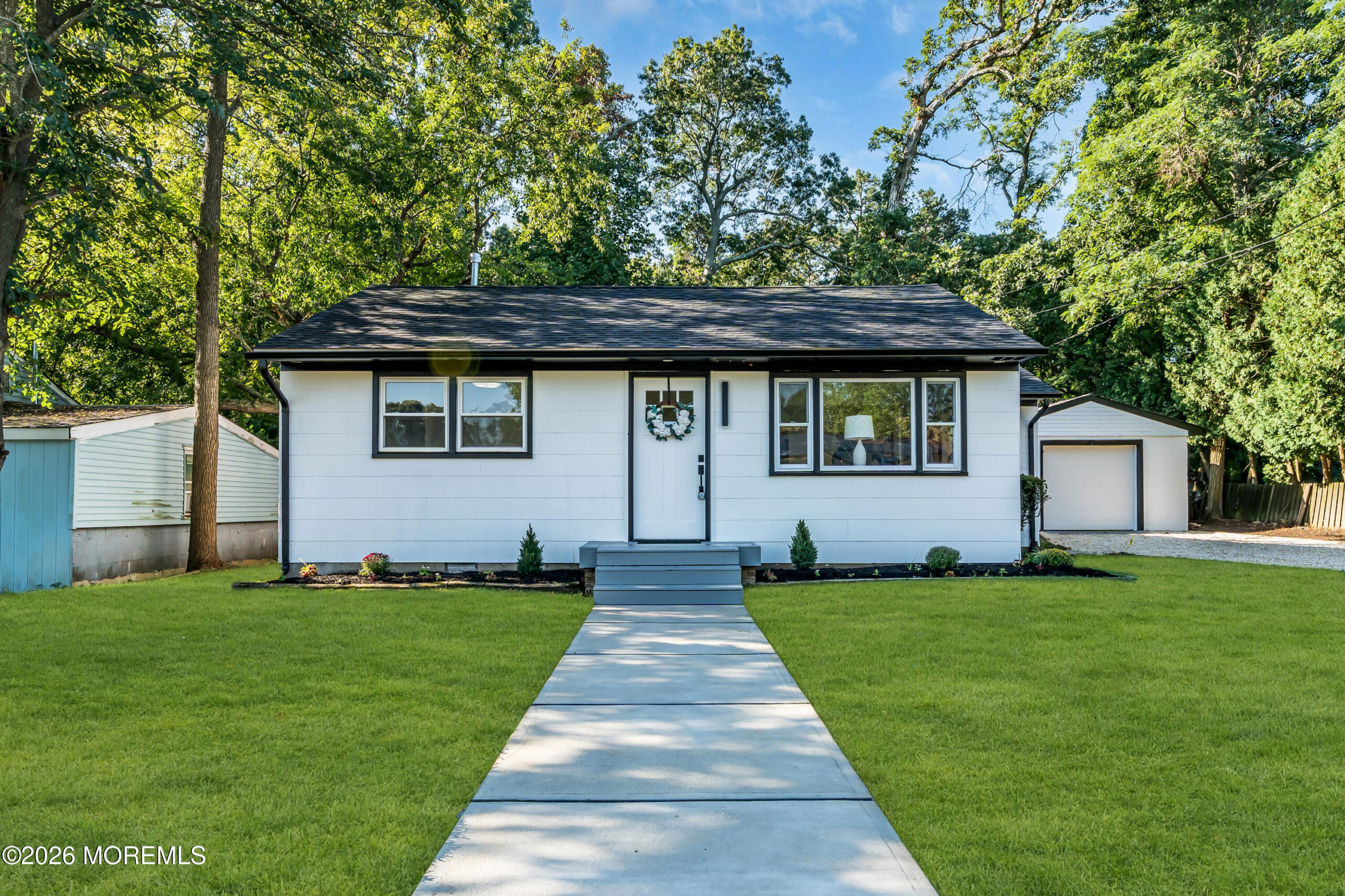 18 Anchorage Boulevard Image 2