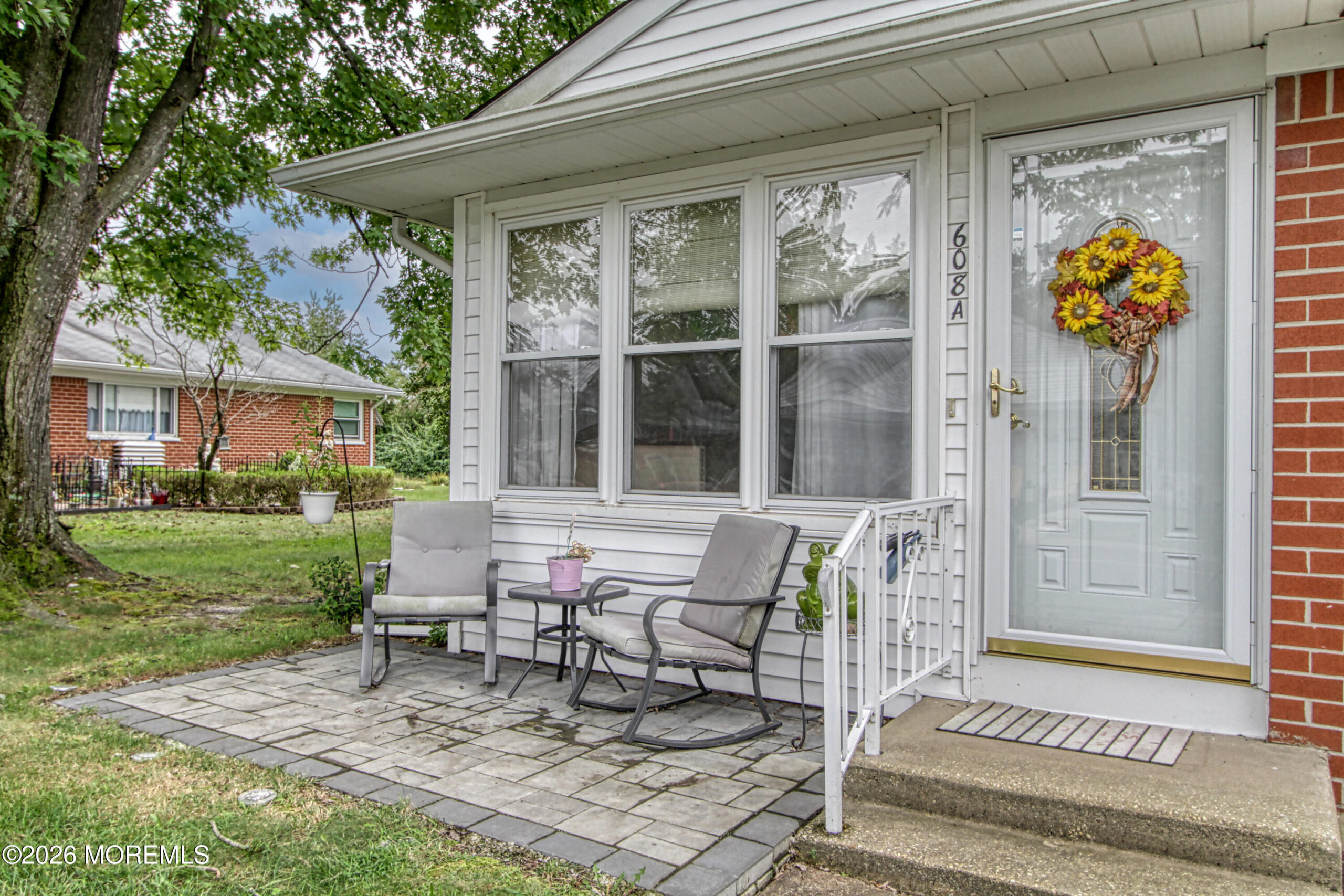 608 A Willow Lane A Image 2