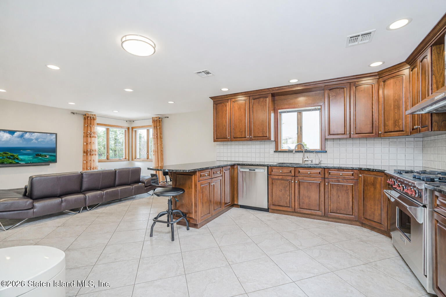 31 4th Court, Staten Island, NY, 10312 image 12