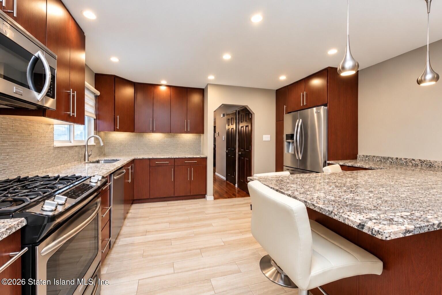 55 Bowling Green Place, Staten Island, NY, 10314 image 8