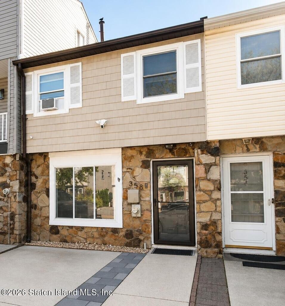 358 Tanglewood Drive, Staten Island, NY, 10308