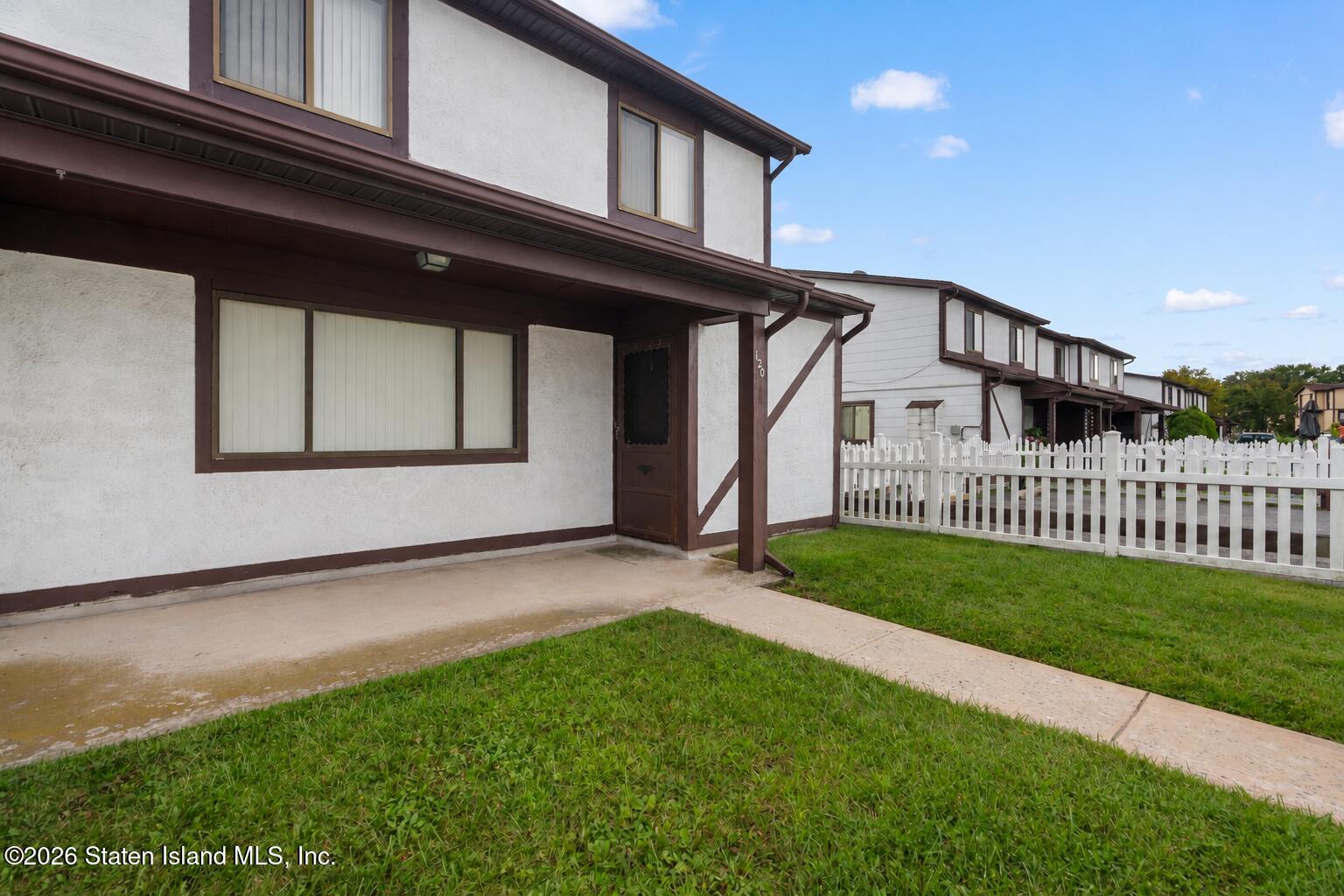 120 Parkview Loop Image 3
