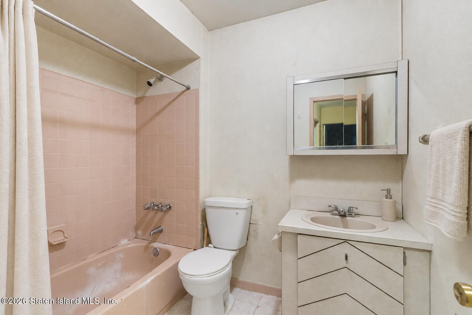 120 Parkview Loop, Staten Island, NY, 10314 image 15