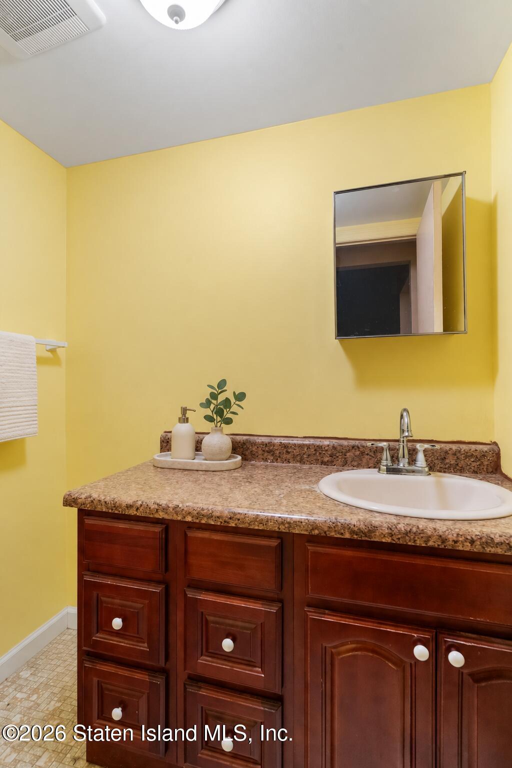 120 Parkview Loop, Staten Island, NY, 10314 image 31