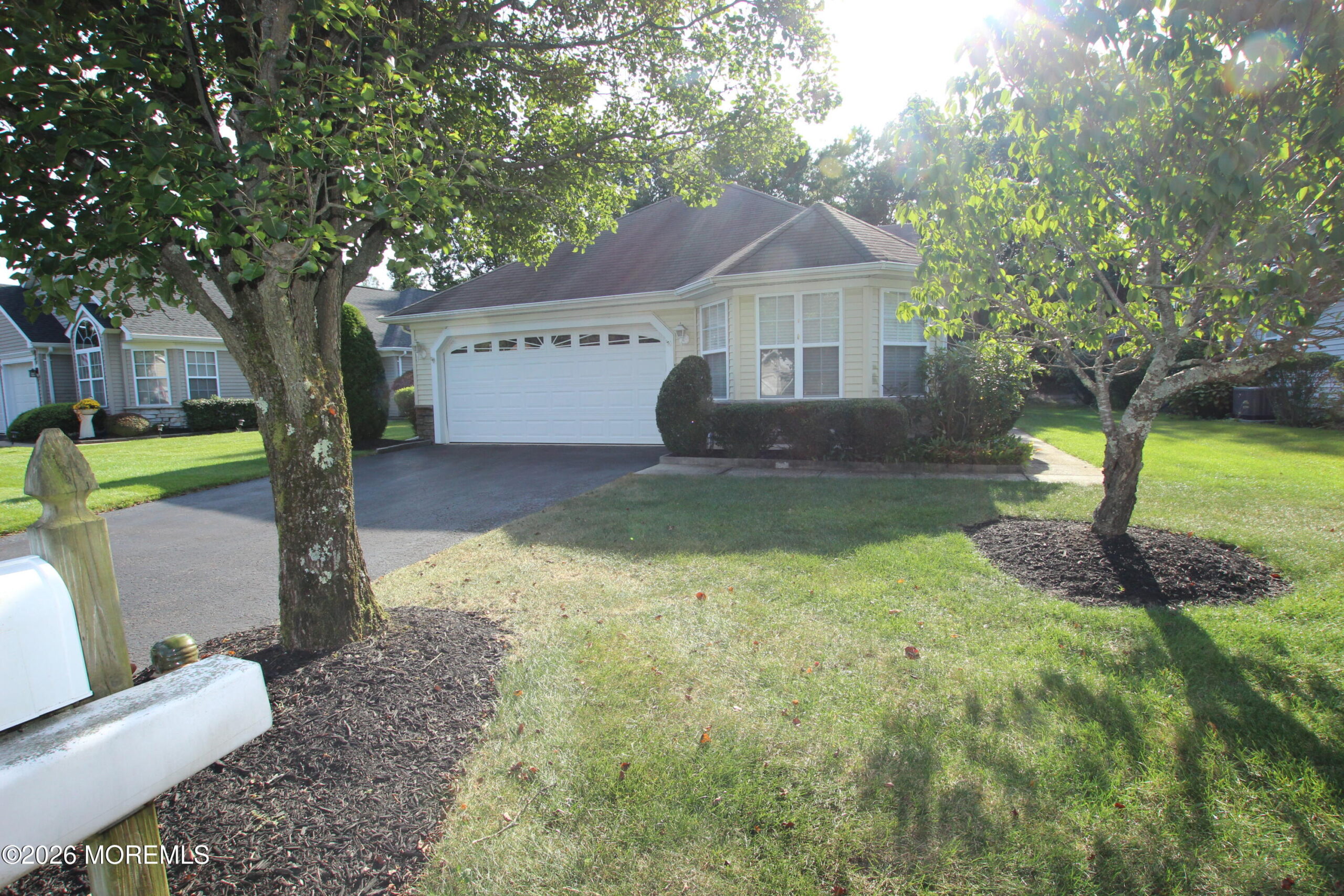 10 Wellington Lane, Lakewood, NJ, 08701