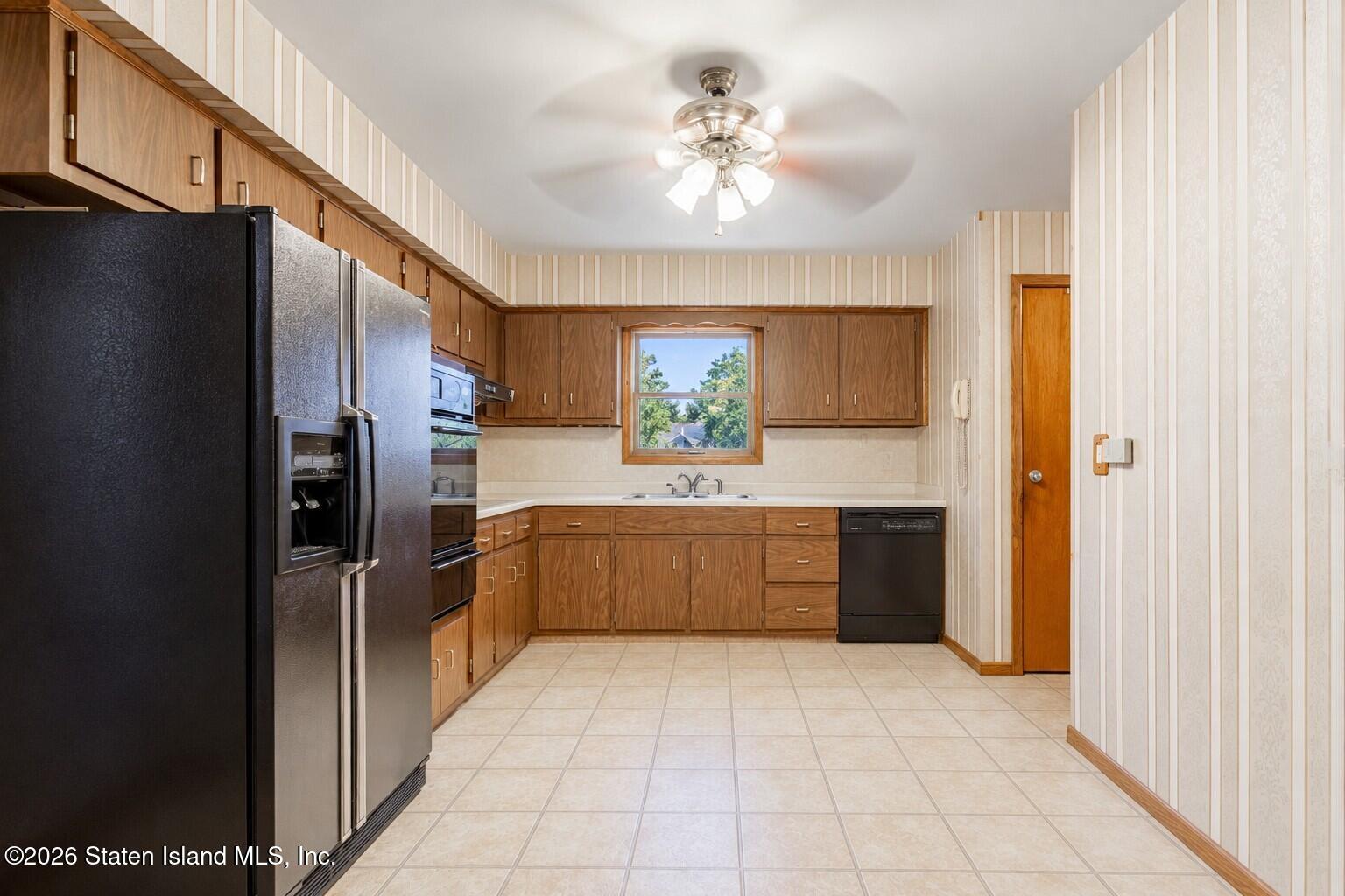 94 Cedar Avenue, Staten Island, NY, 10305 image 10