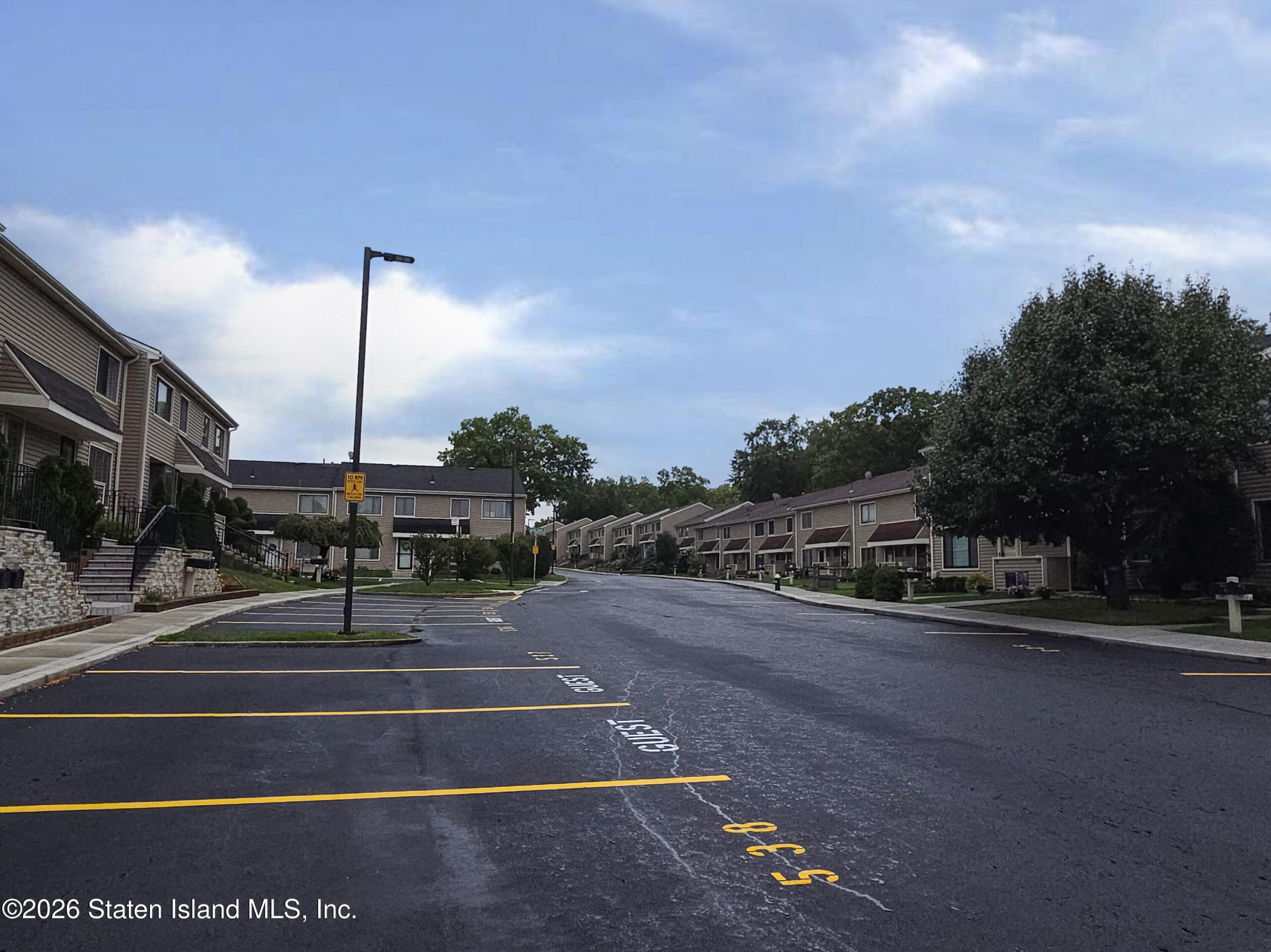 20 Arrowood Court 526 Image 3