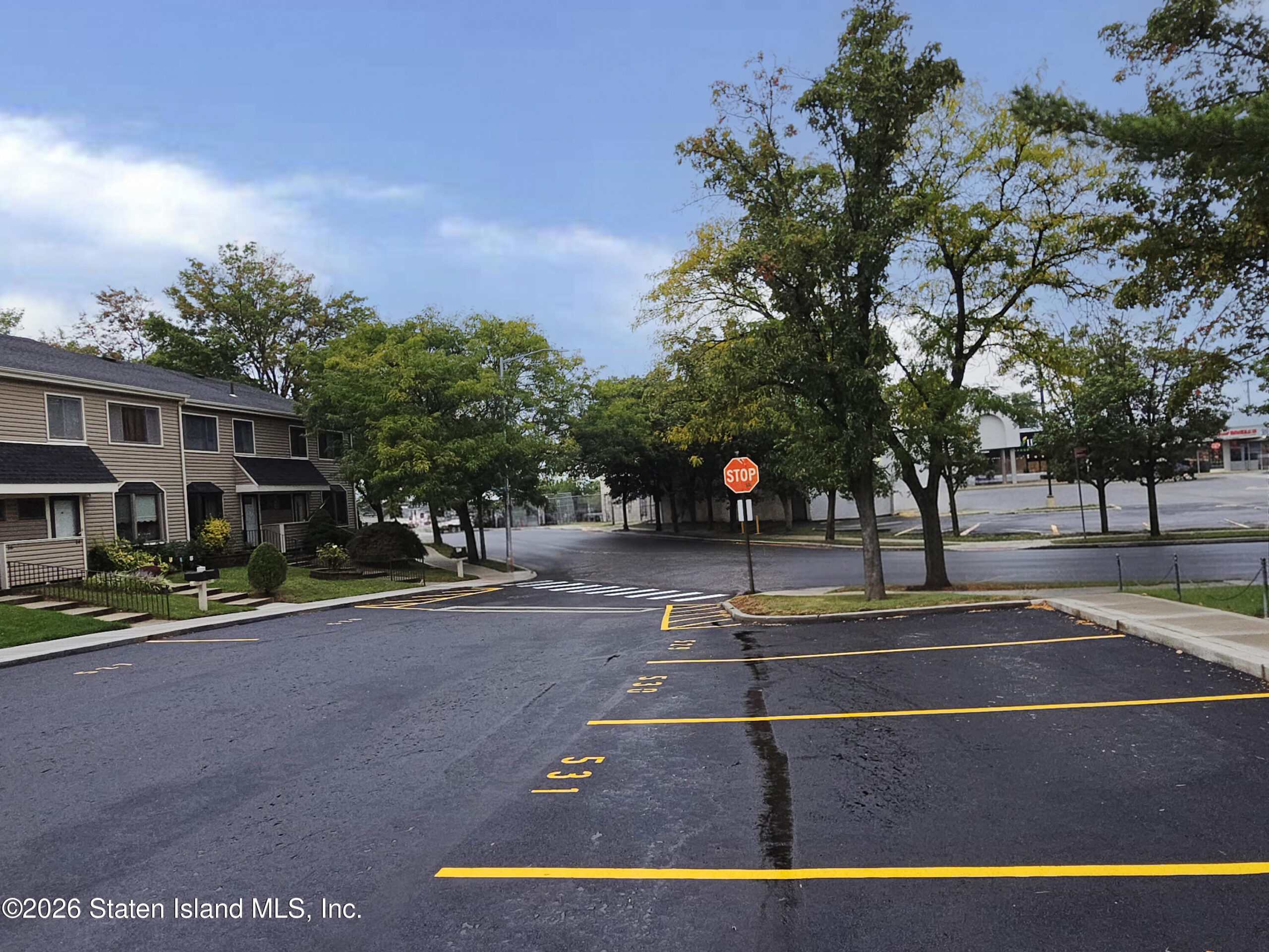 20 Arrowood Court 526, Staten Island, NY, 10309 image 4