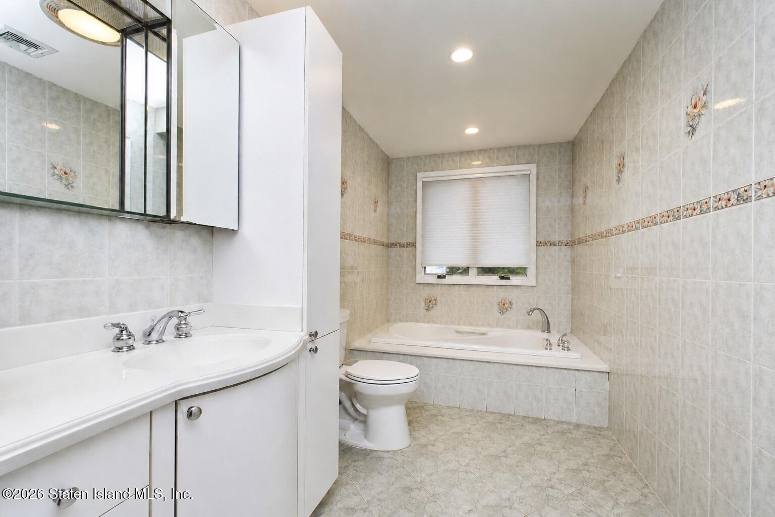 69 Elmhurst Avenue, Staten Island, NY, 10301 image 24