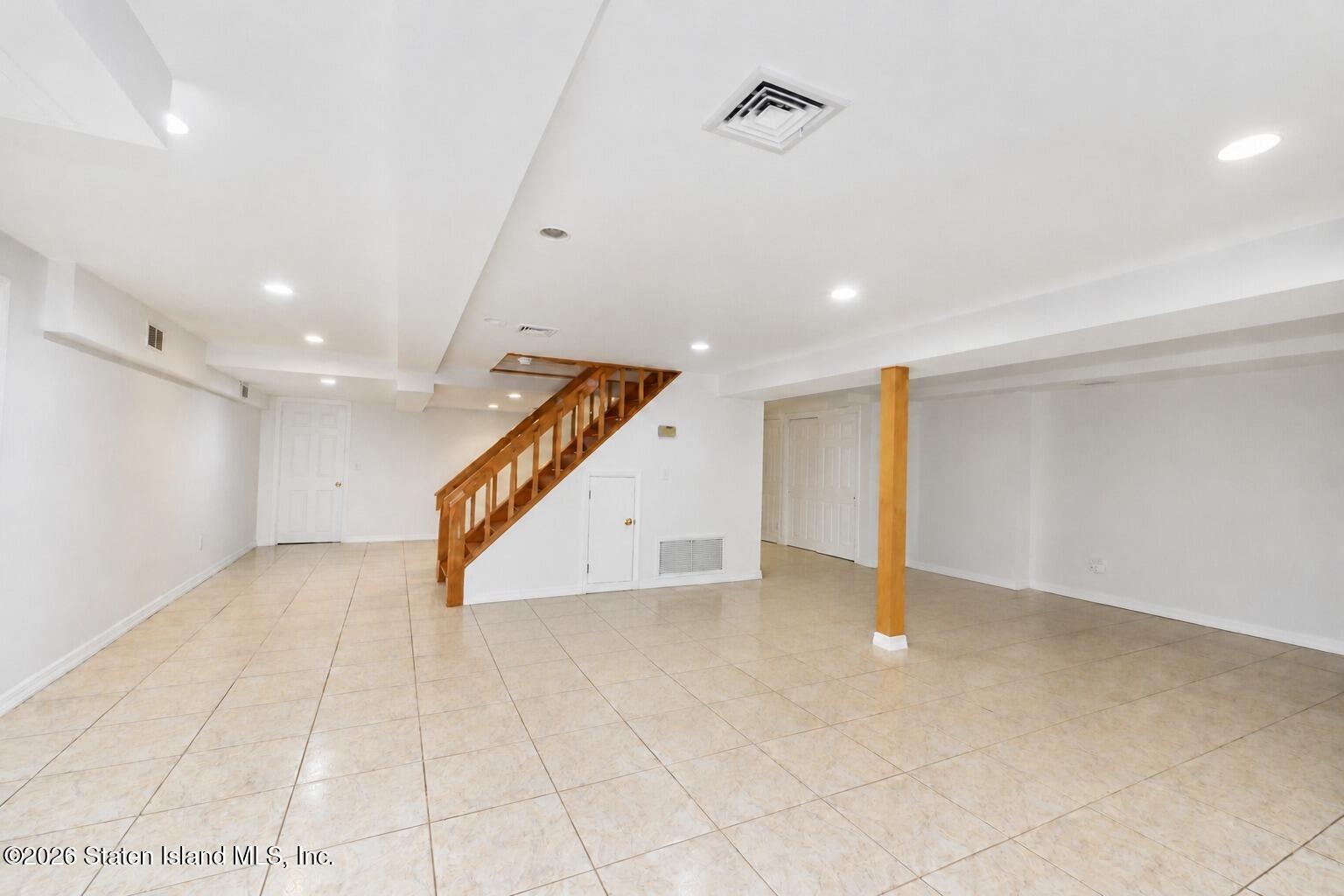 69 Elmhurst Avenue, Staten Island, NY, 10301 image 28