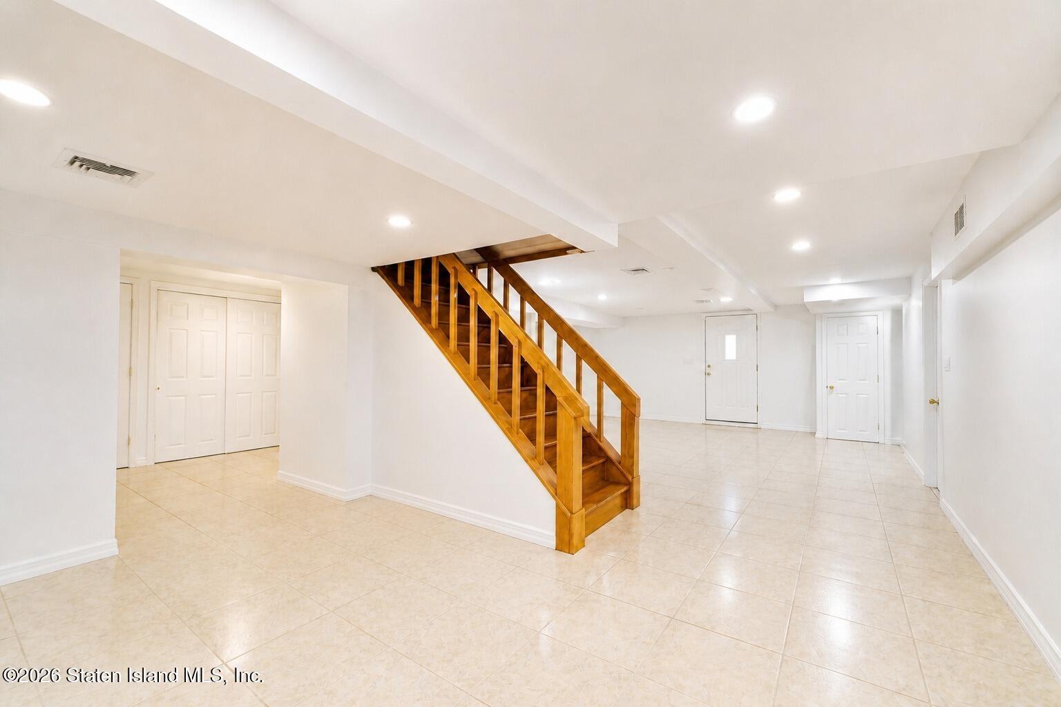 69 Elmhurst Avenue, Staten Island, NY, 10301 image 29