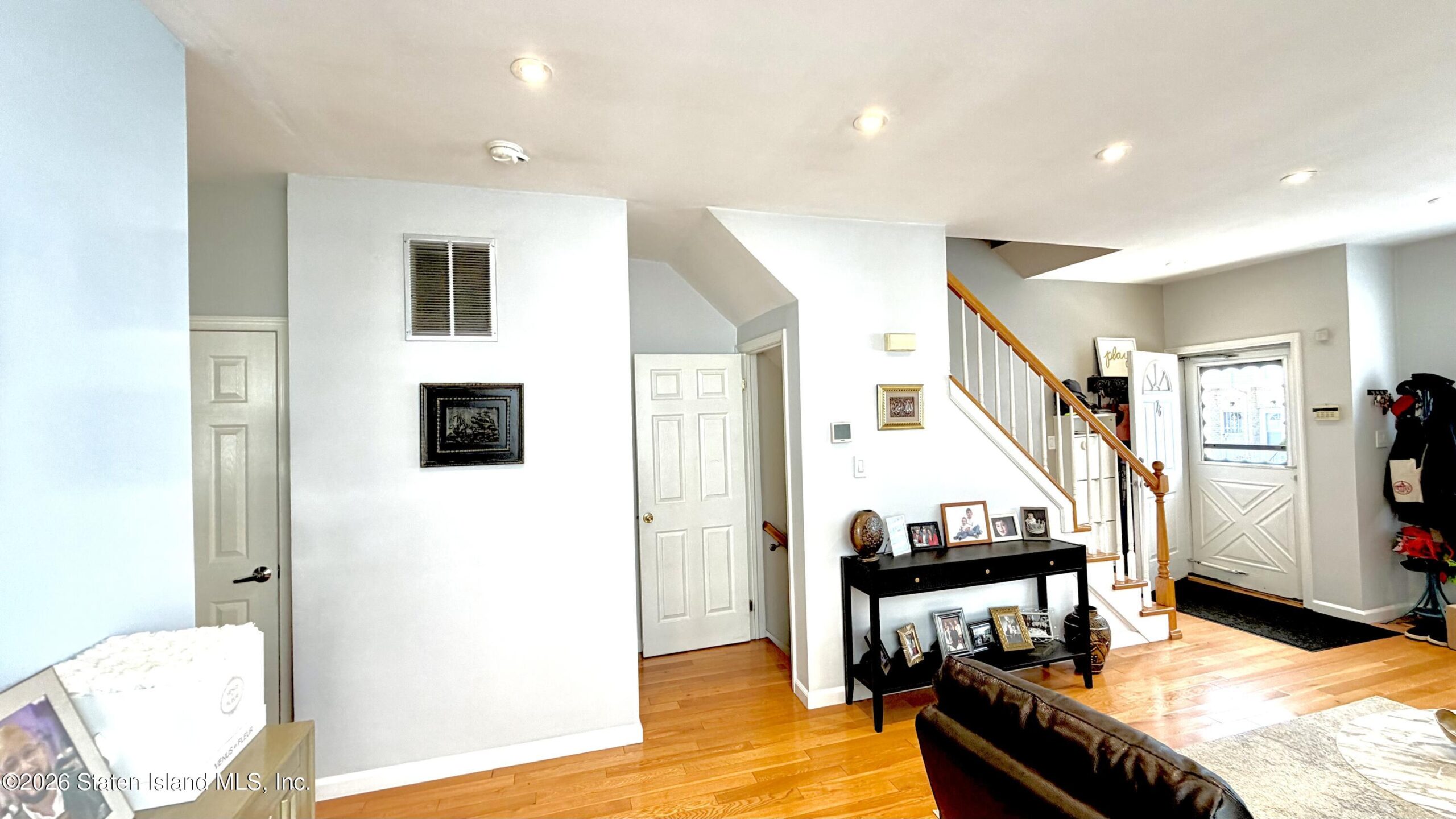 76 Lott Lane, Staten Island, NY, 10314 image 9