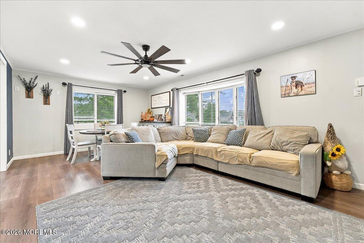 552 Lloyd Road Image 4