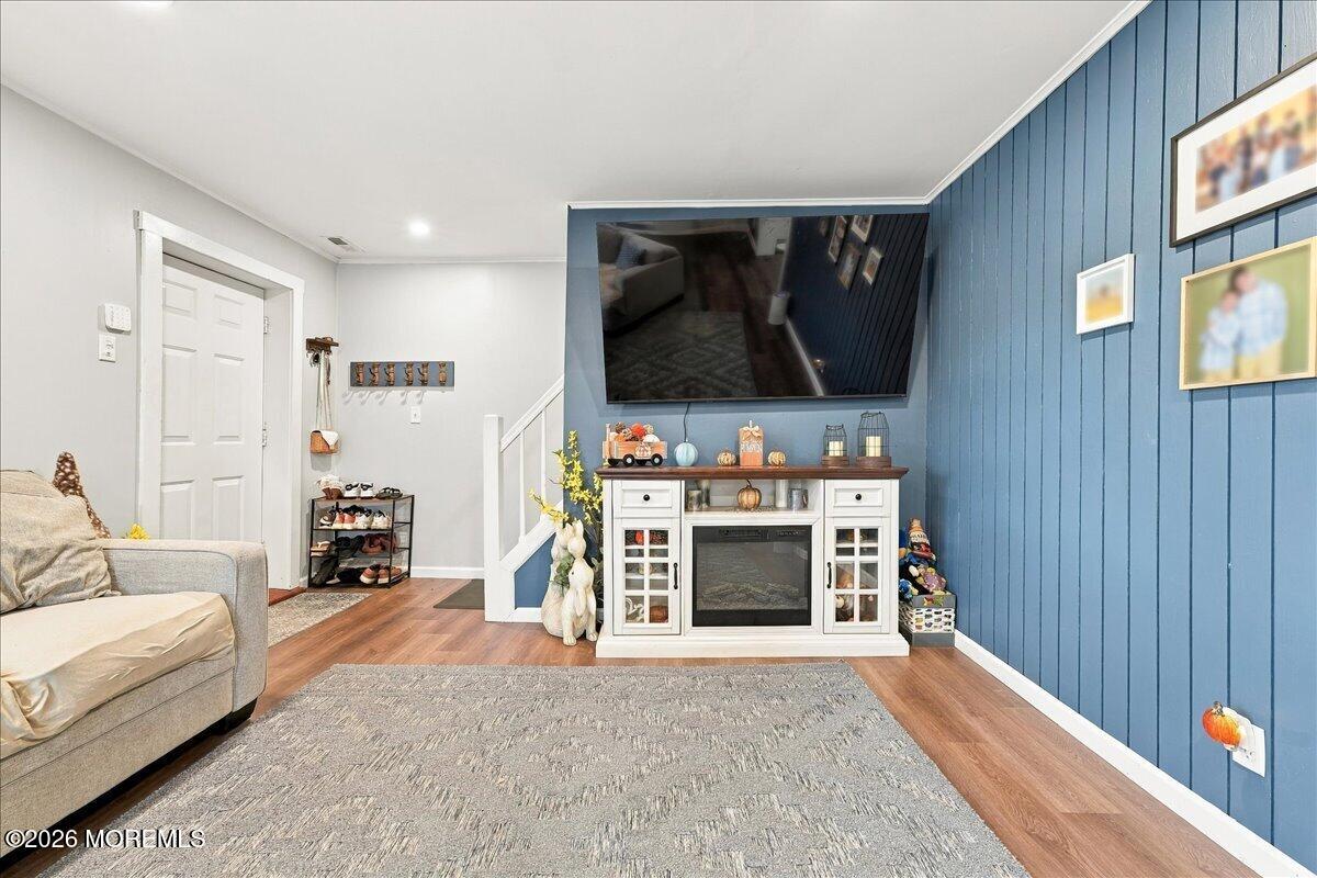 552 Lloyd Road Image 5