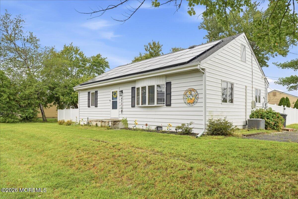 552 Lloyd Road Image 3