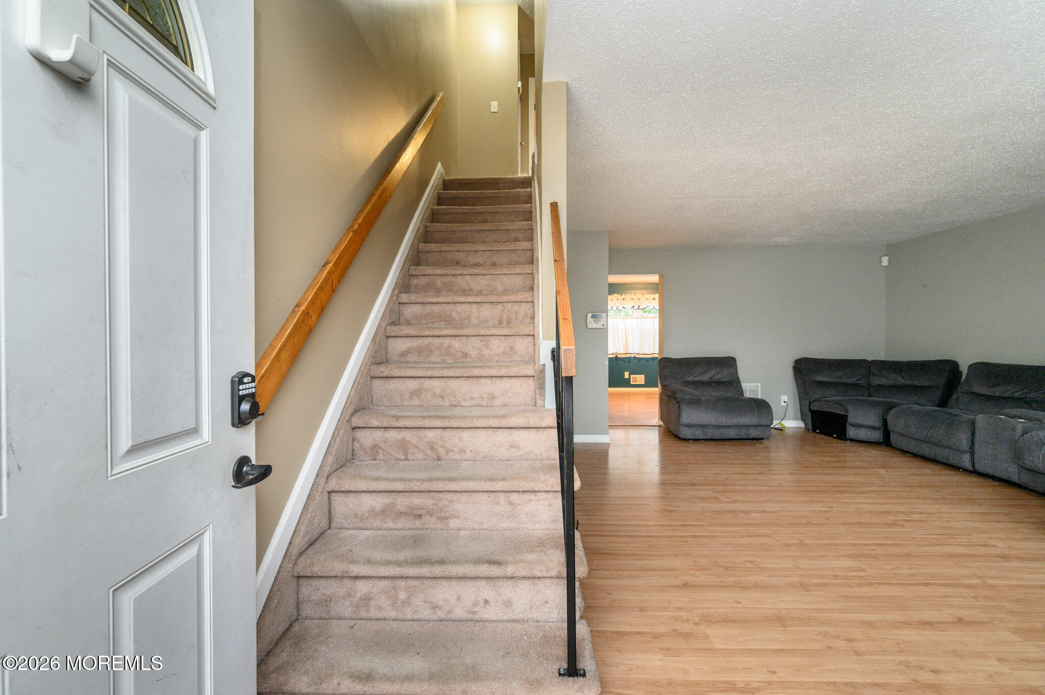 504 Linda Court Image 3
