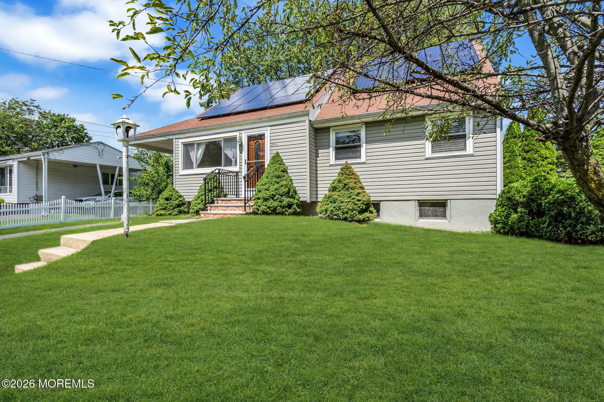 341 Middle Road Image 2