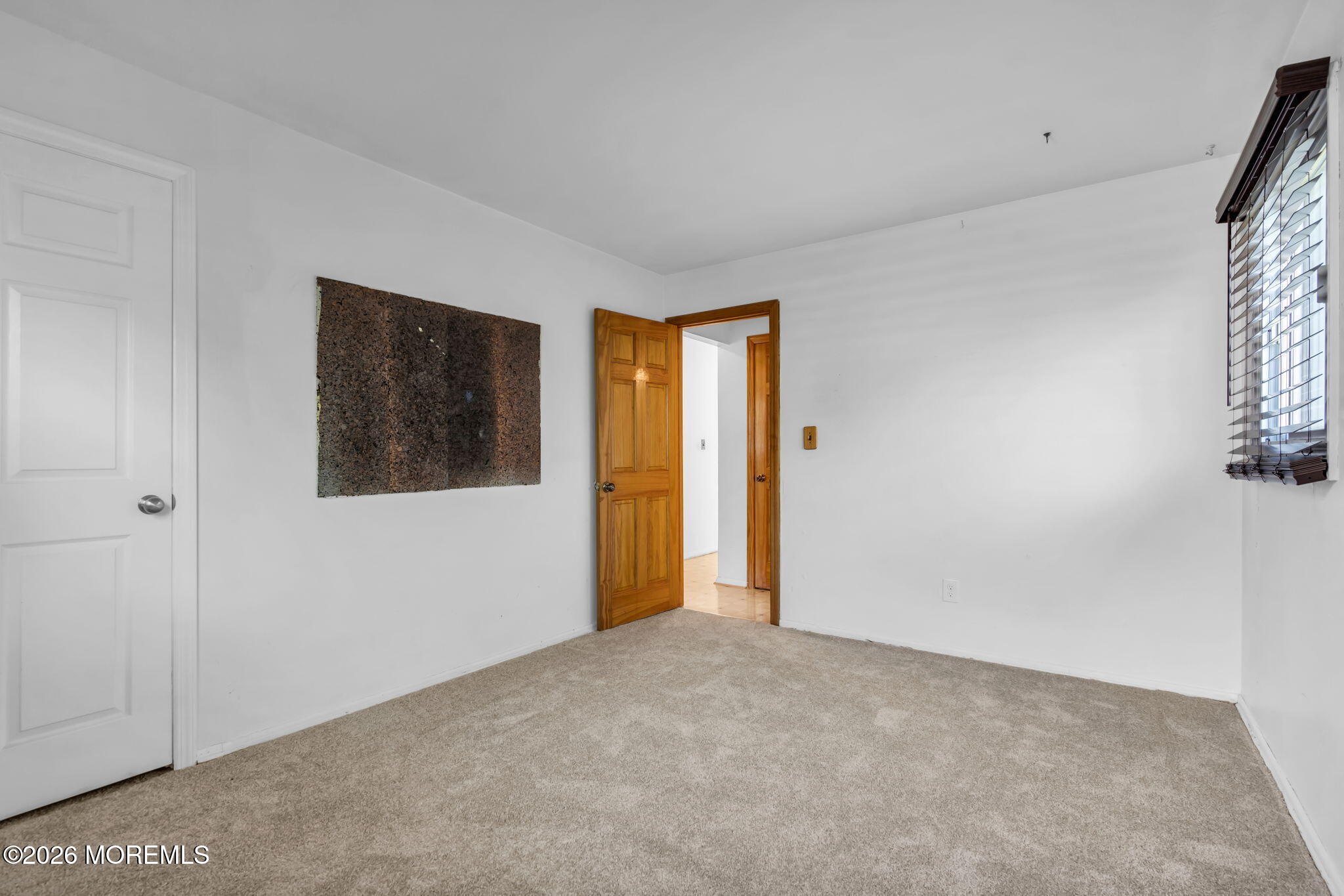 341 Middle Road, Hazlet, NJ, 07730 image 16