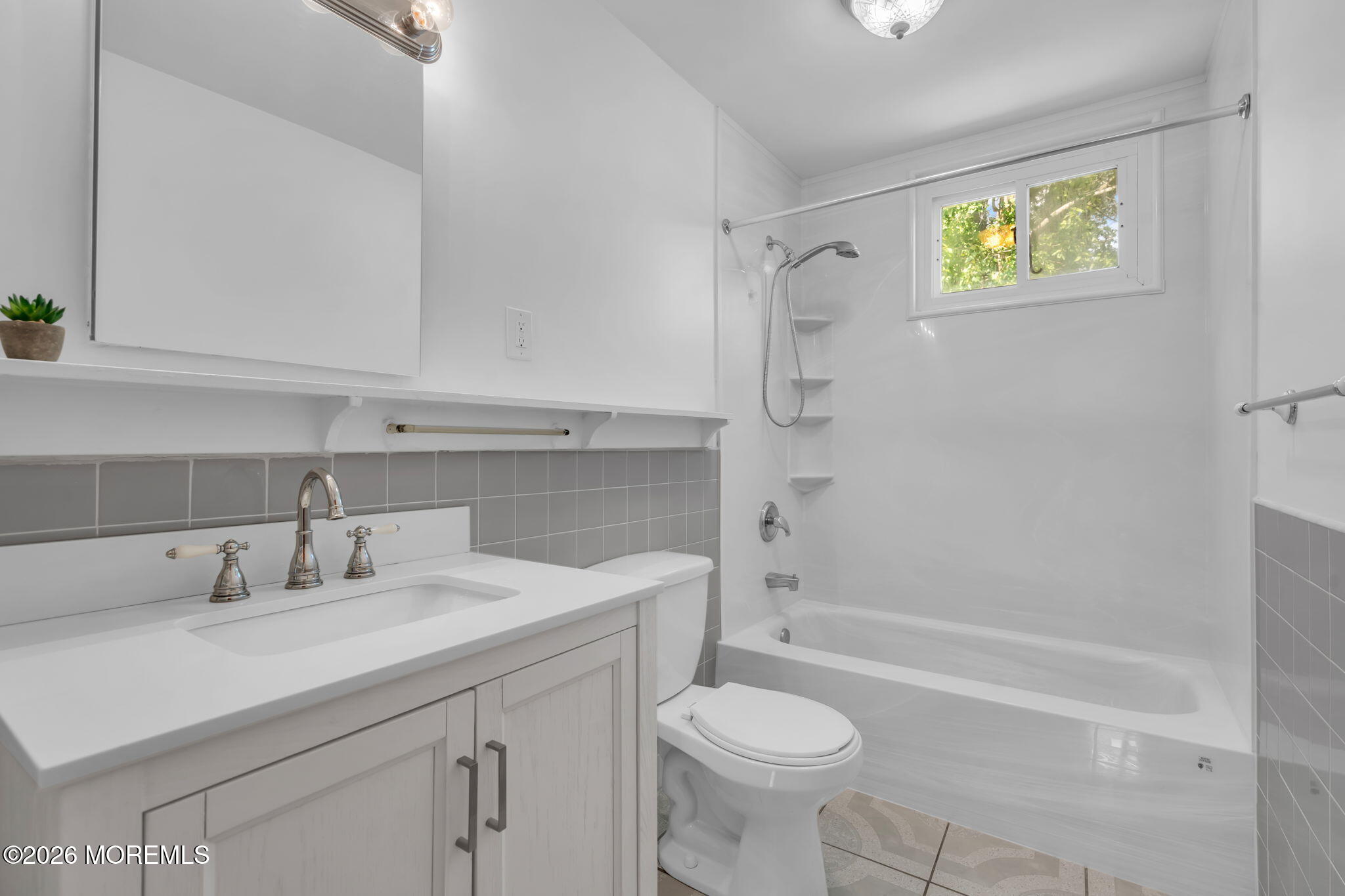 341 Middle Road, Hazlet, NJ, 07730 image 18