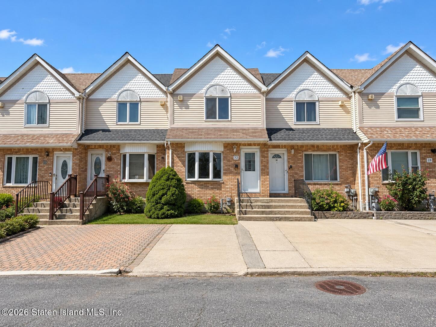 32 Westport Lane, Staten Island, NY, 10314