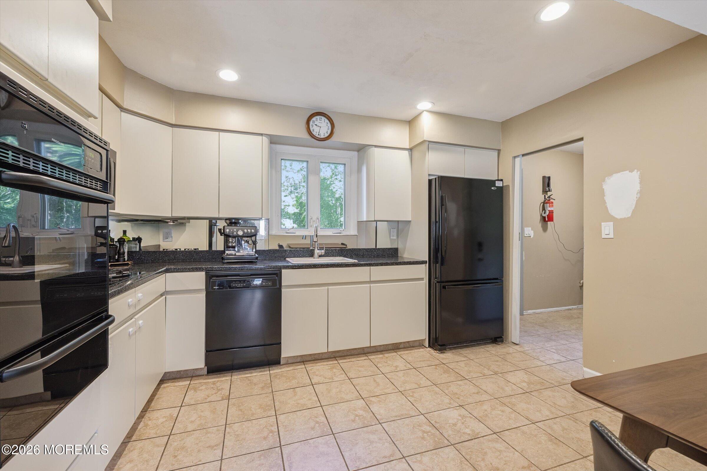4 Wylie Terrace, Morganville, NJ, 07751 image 12