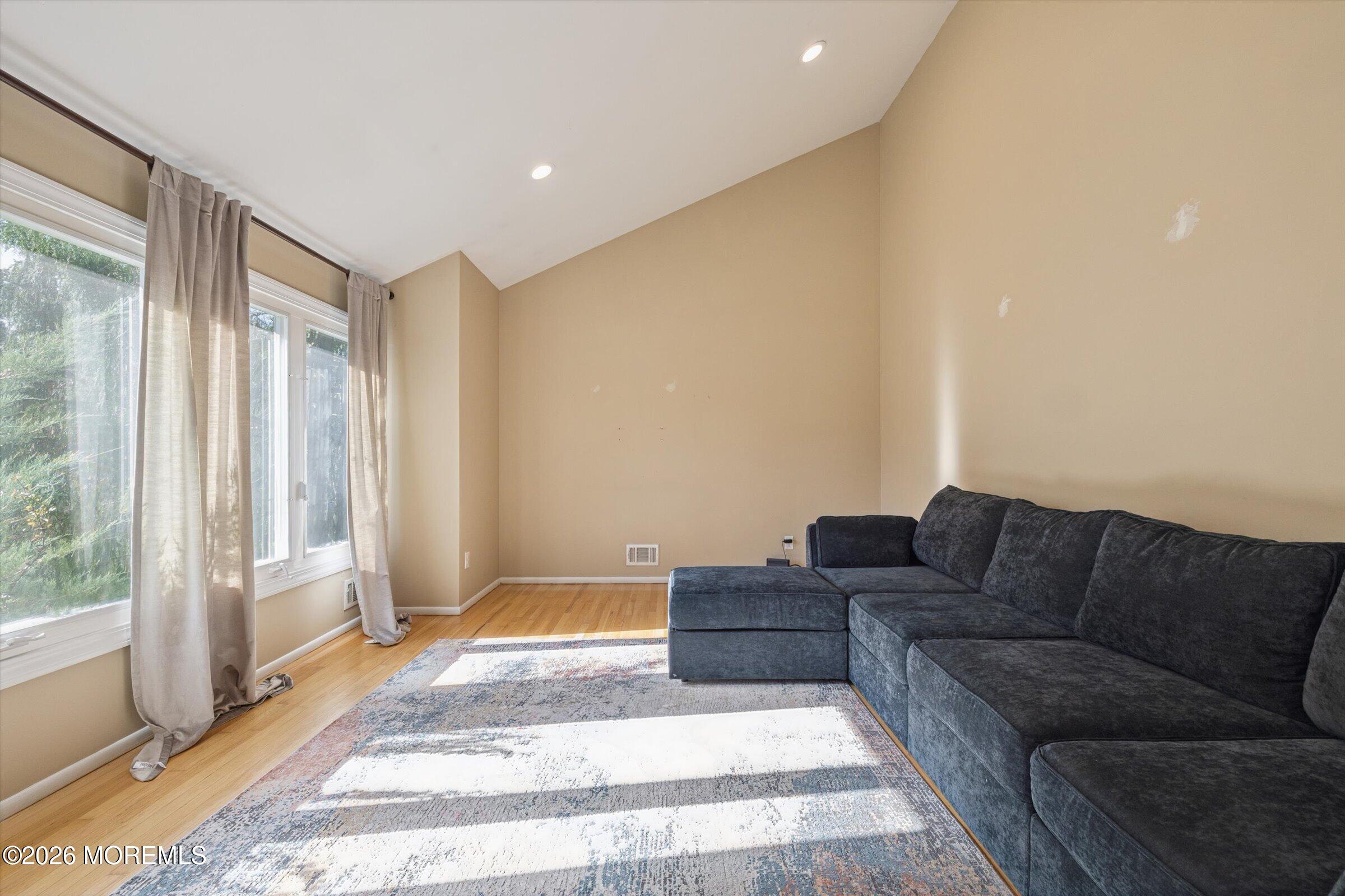 4 Wylie Terrace, Morganville, NJ, 07751 image 14