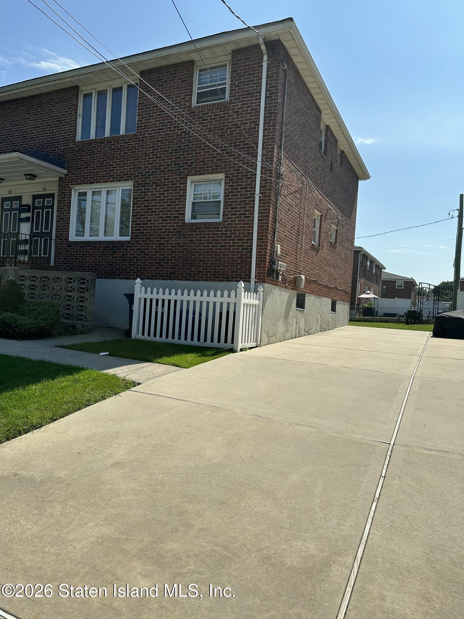 84 Snug Harbor Road Image 3