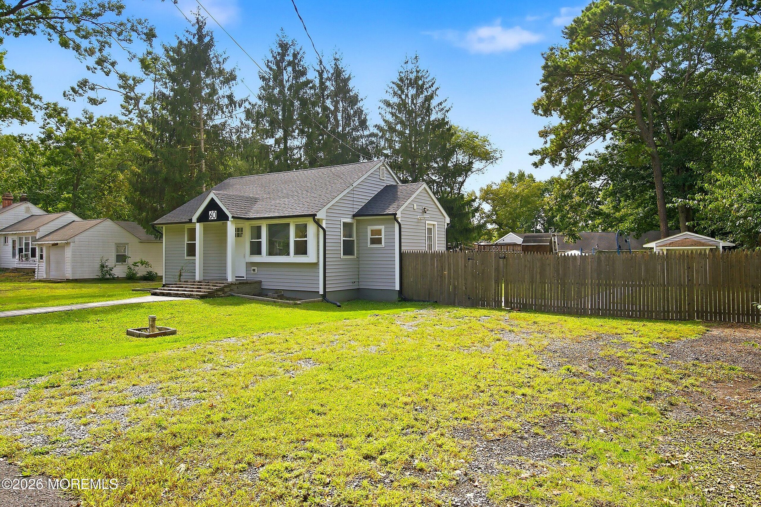 60 Crest Drive Image 3