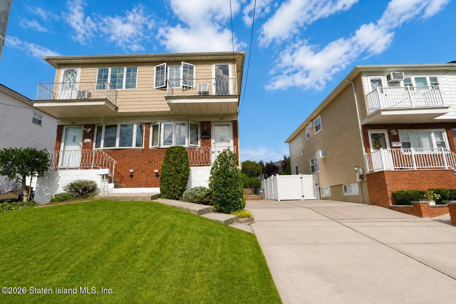 97 Thollen Street Image 2