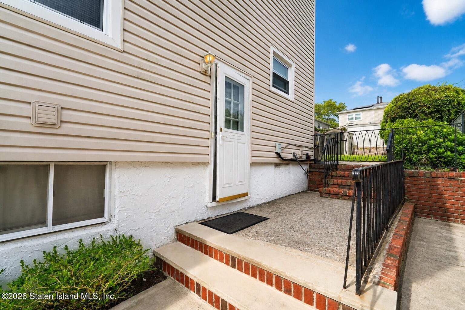 97 Thollen Street, Staten Island, NY, 10306 image 7