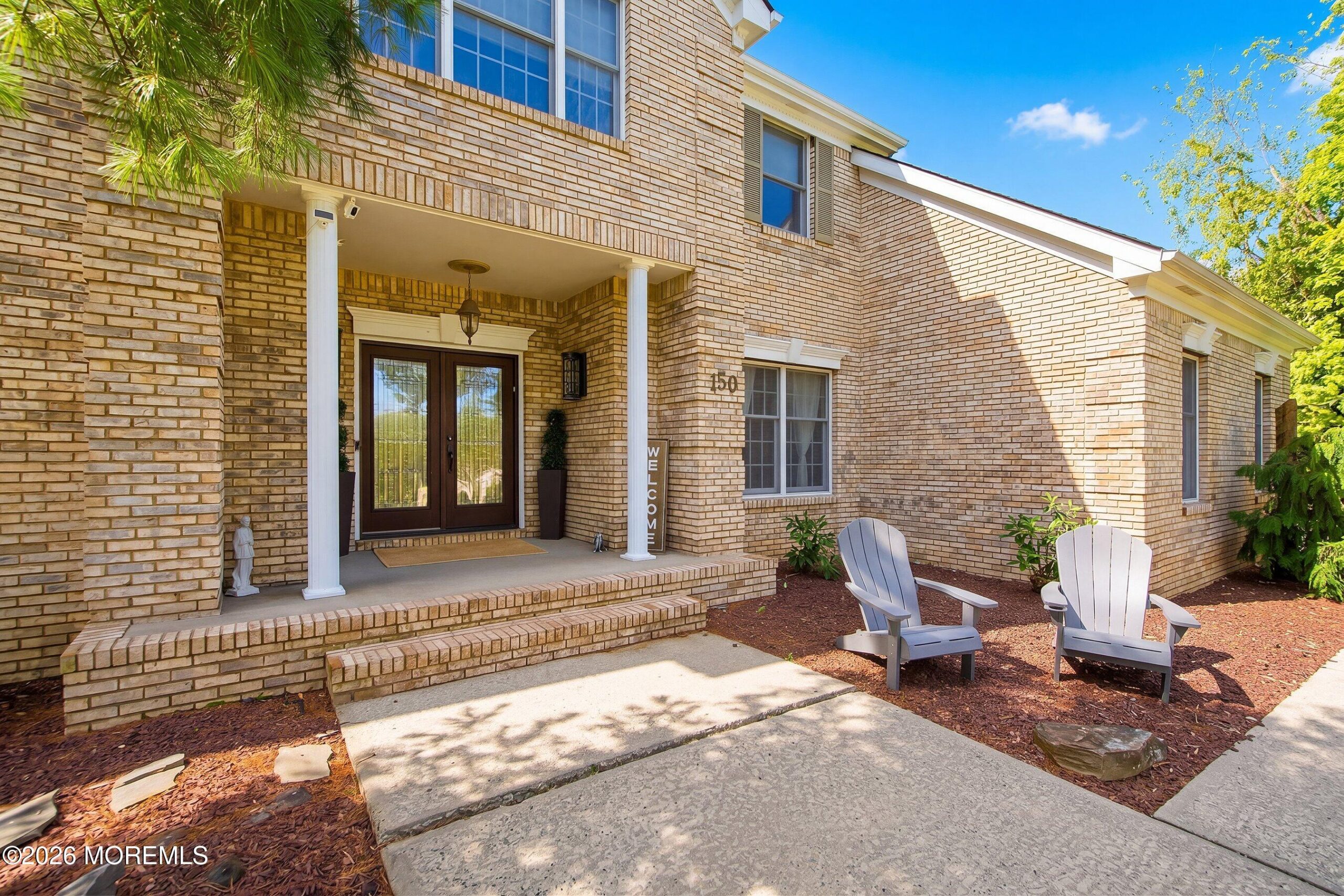 150 Sheffield Drive Image 3