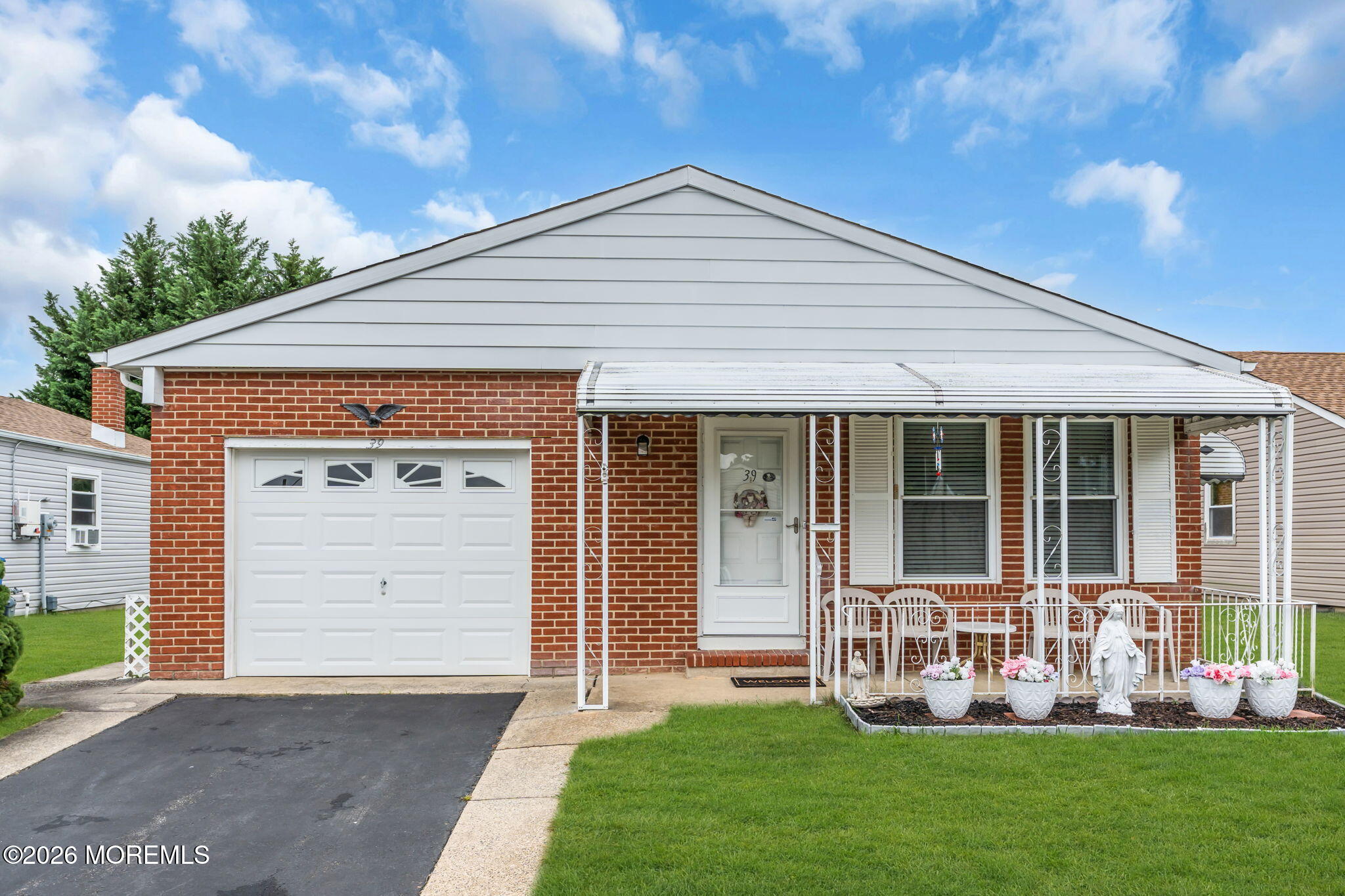 39 Innsbruck Drive, Toms River, NJ, 08757