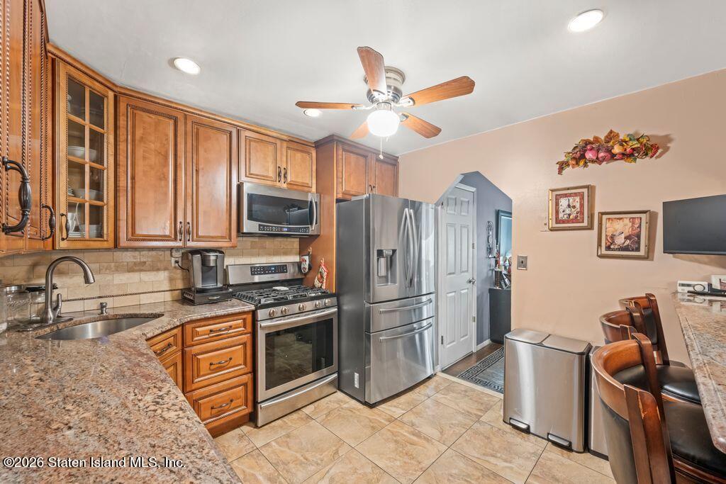 90 Gary Court, Staten Island, NY, 10314 image 9