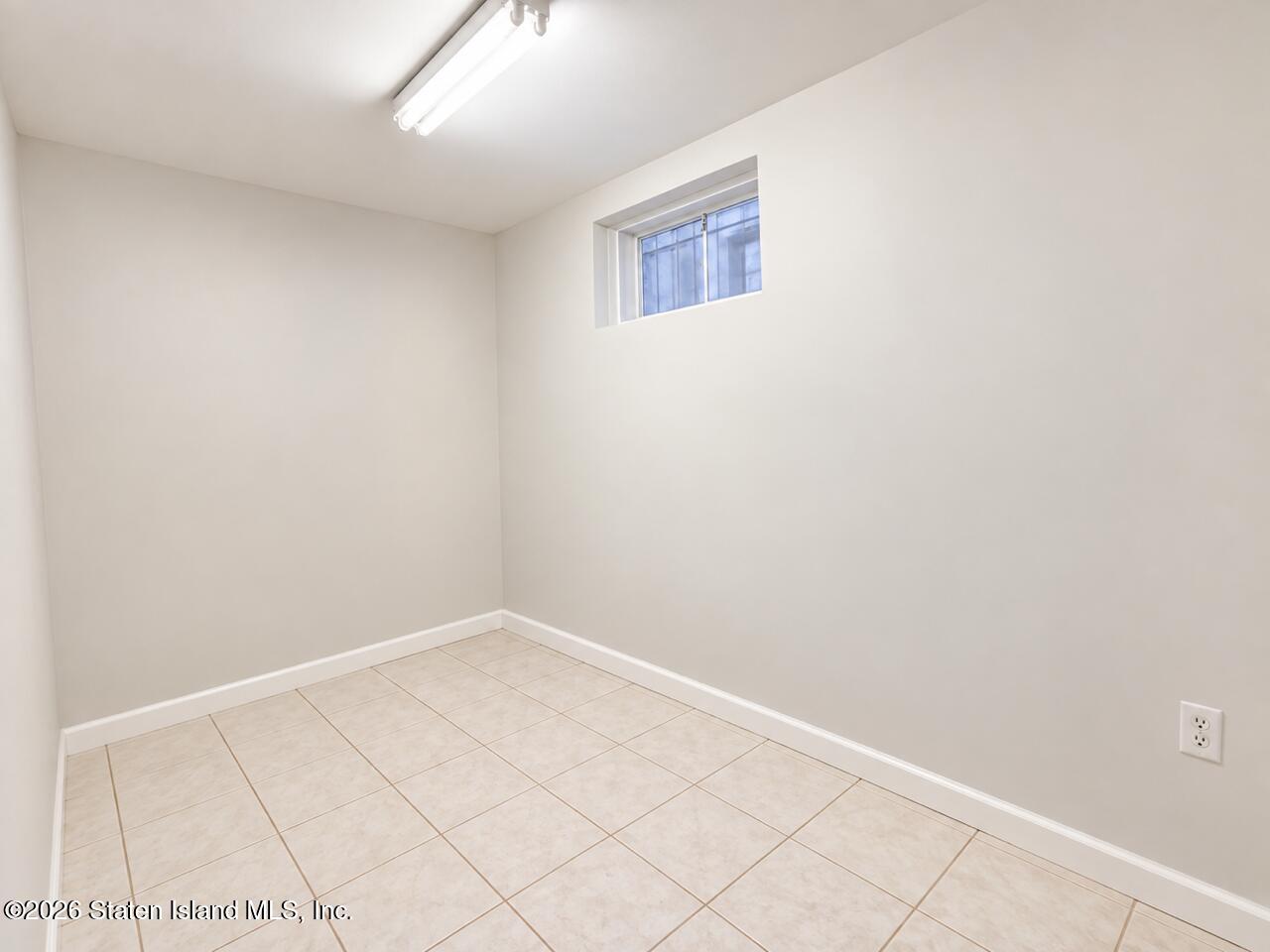 32 Westport Lane, Staten Island, NY, 10314 image 14