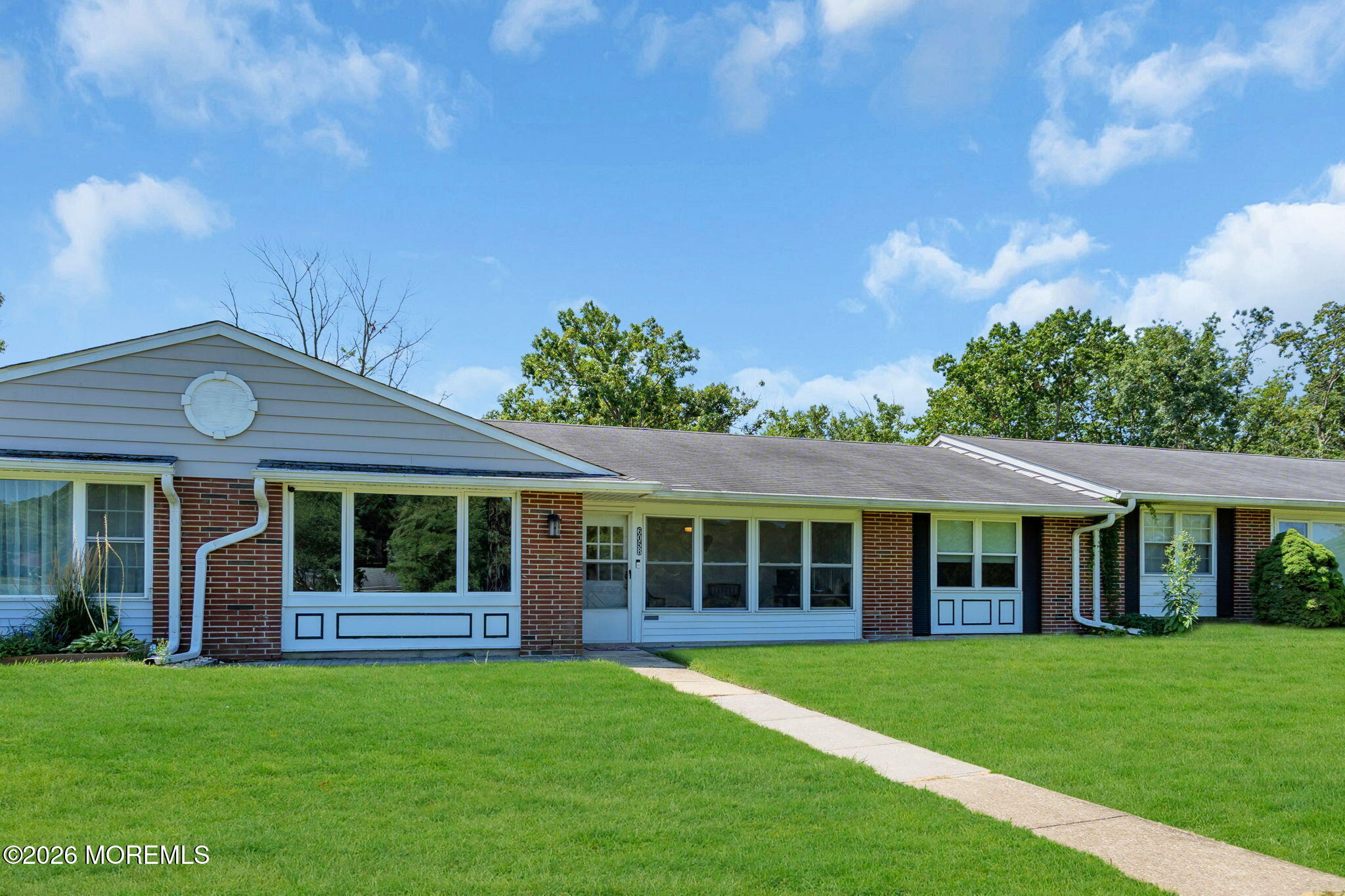605B Lake Point Drive B Image 2