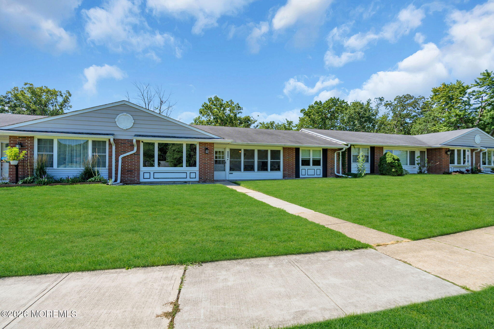 605B Lake Point Drive B Image 5