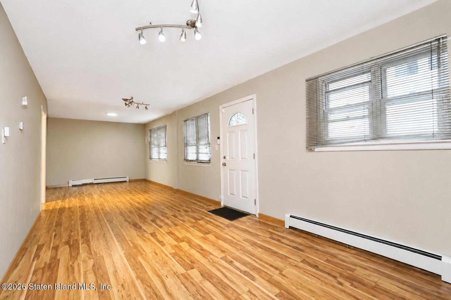 16 May Place, Staten Island, NY, 10312 image 9