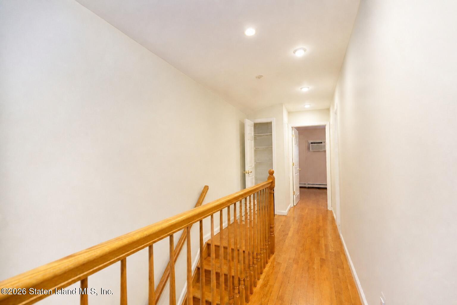 16 May Place, Staten Island, NY, 10312 image 27
