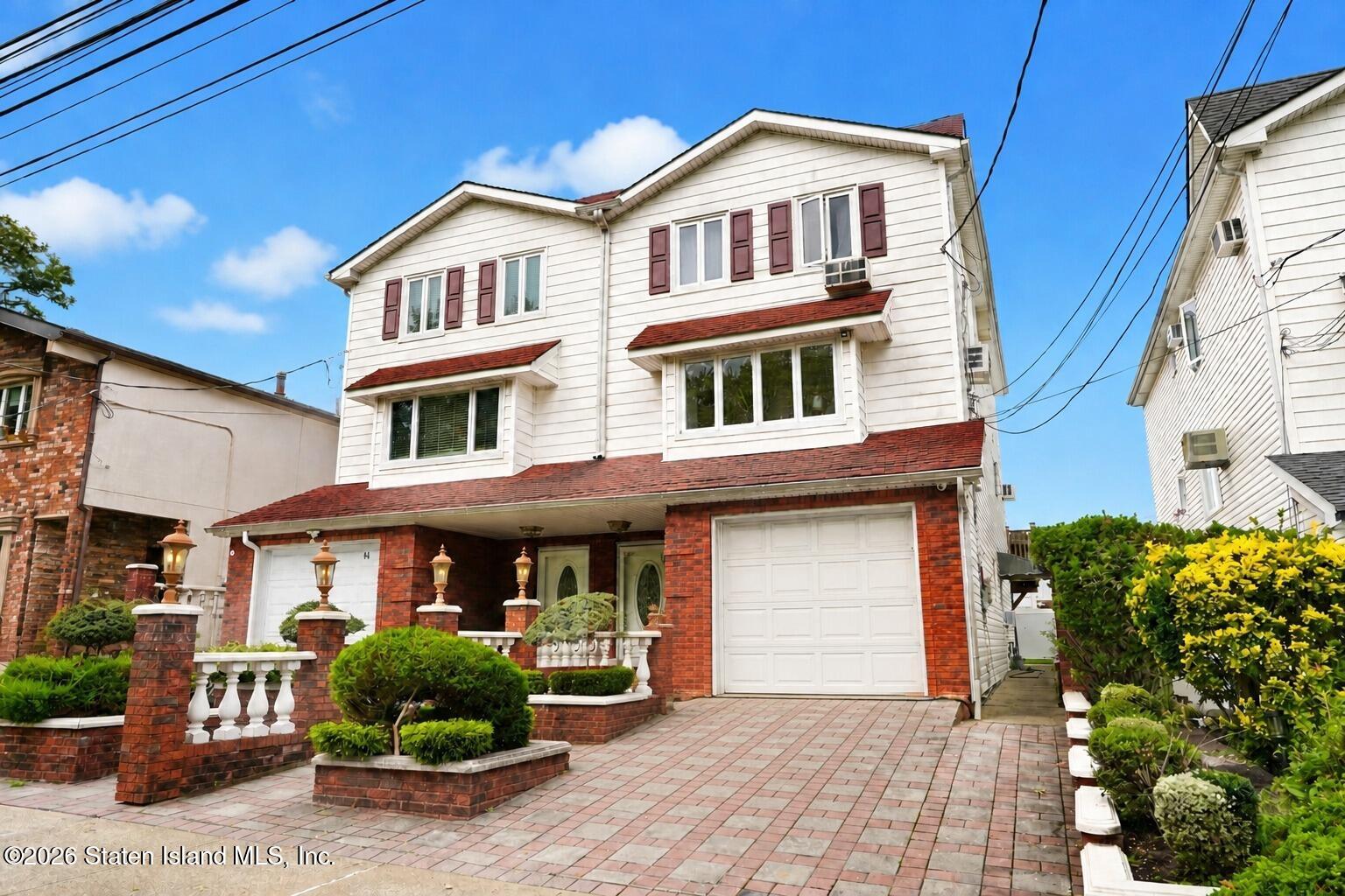 16 May Place, Staten Island, NY, 10312