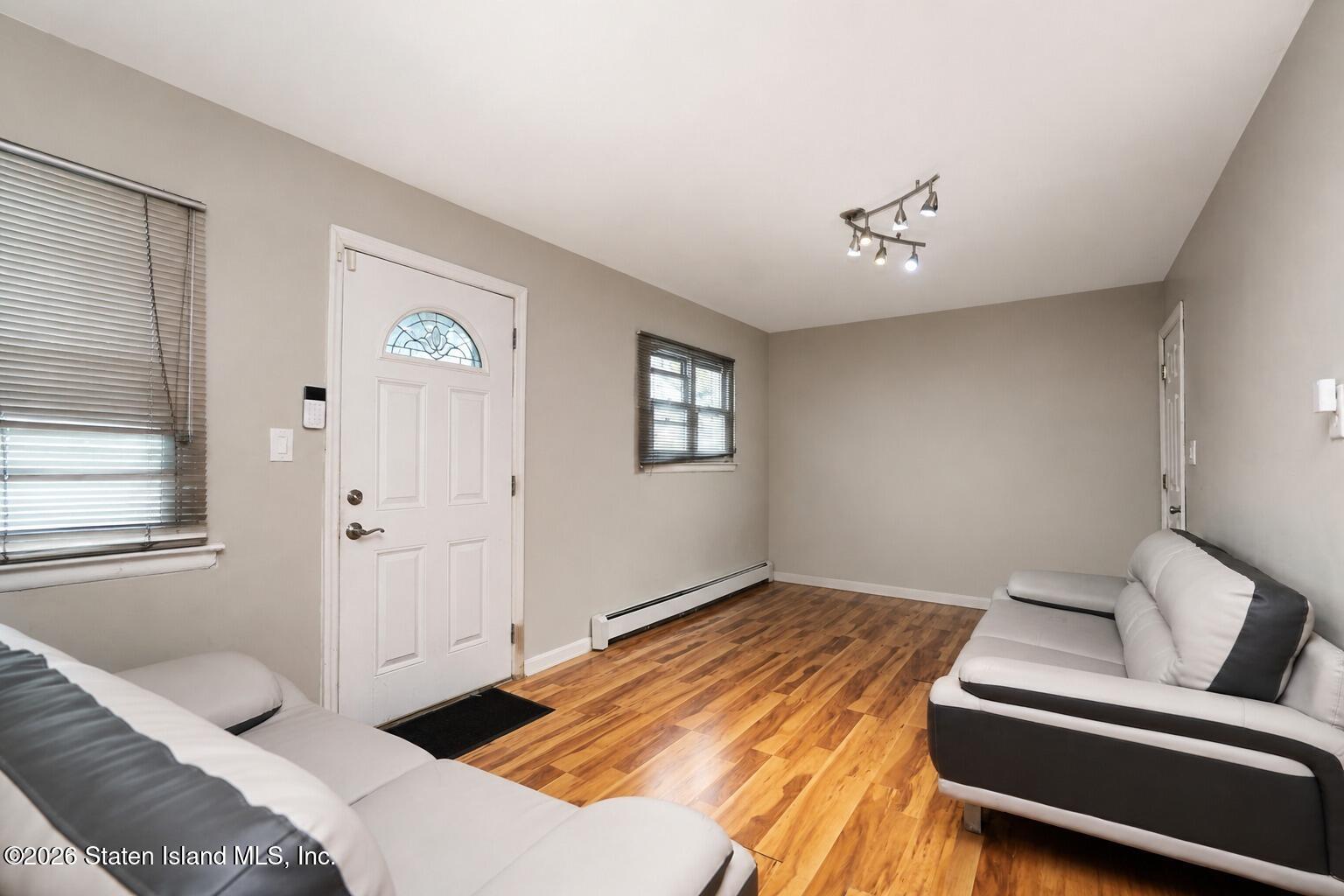 16 May Place, Staten Island, NY, 10312 image 7