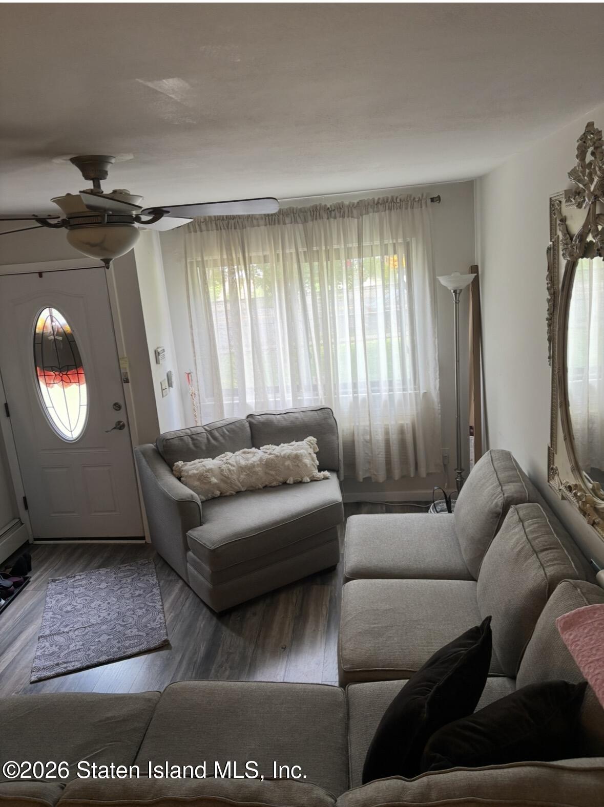 360 Barlow Avenue 8a Image 2