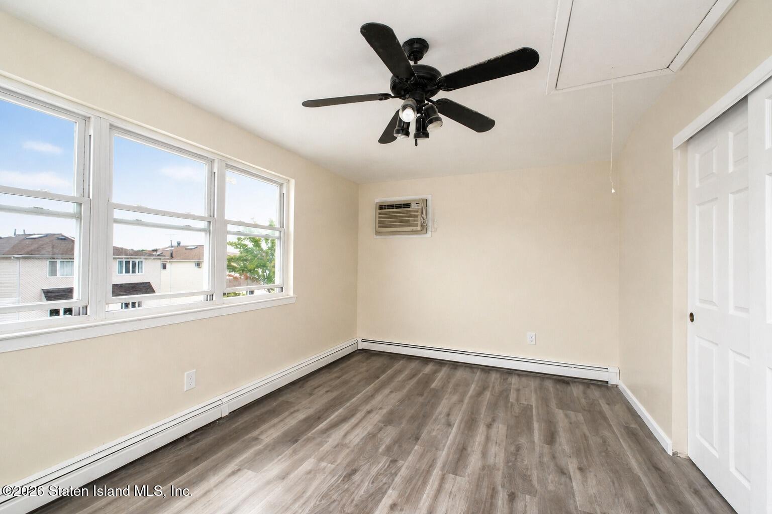 79 Green Valley Road, Staten Island, NY, 10312 image 16