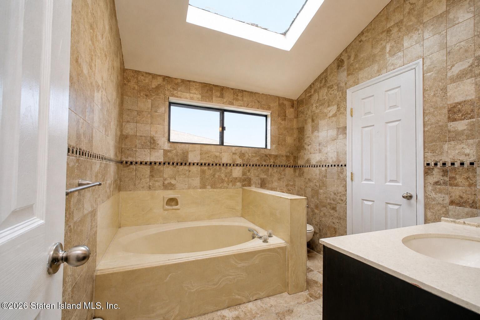 79 Green Valley Road, Staten Island, NY, 10312 image 18