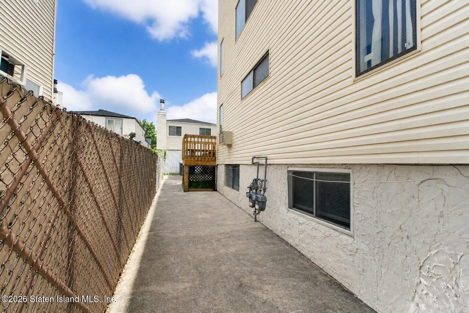 79 Green Valley Road, Staten Island, NY, 10312 image 27