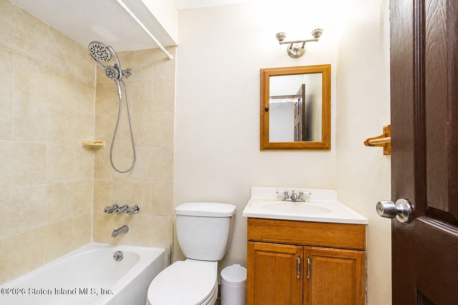 79 Green Valley Road, Staten Island, NY, 10312 image 25