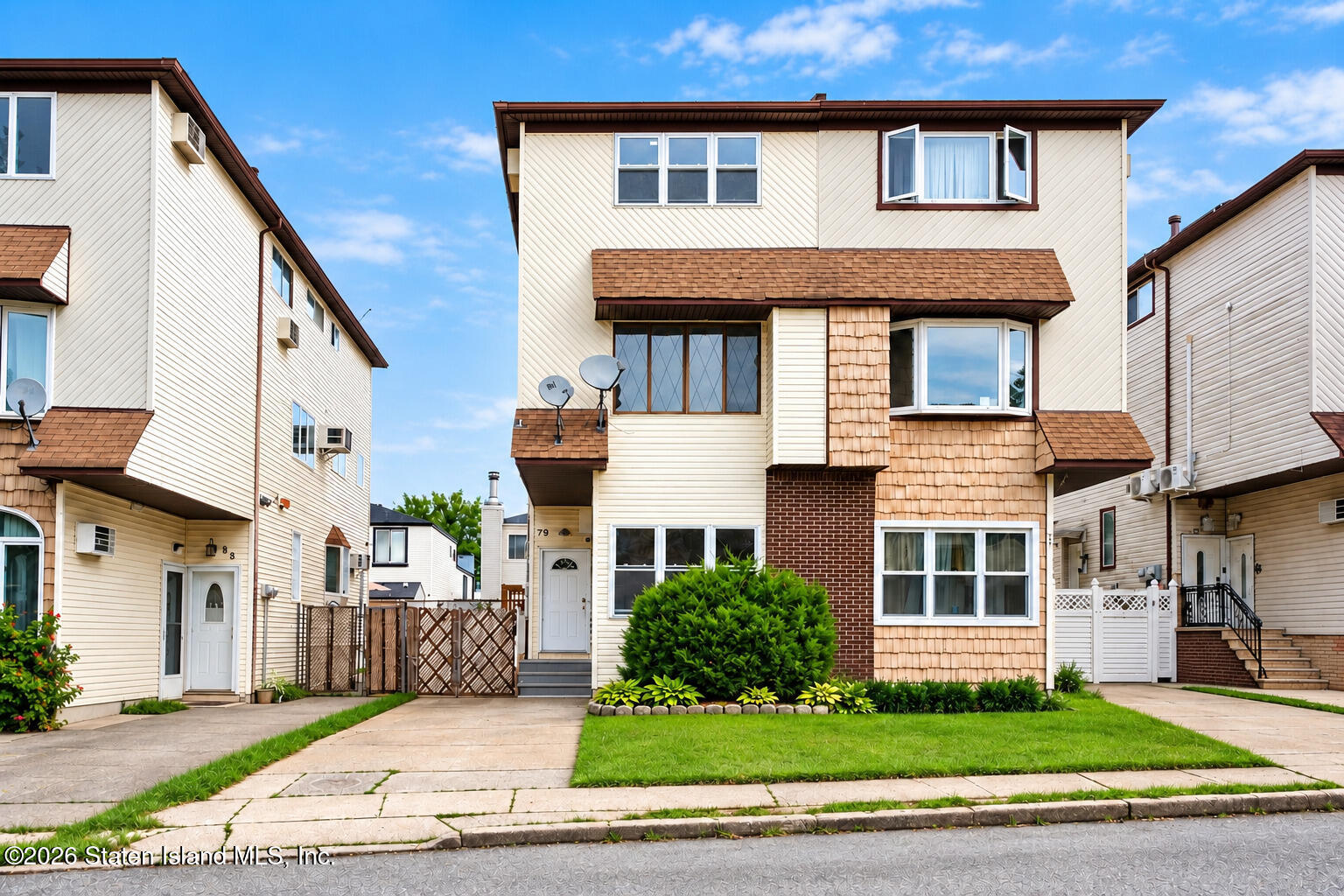 79 Green Valley Road, Staten Island, NY, 10312