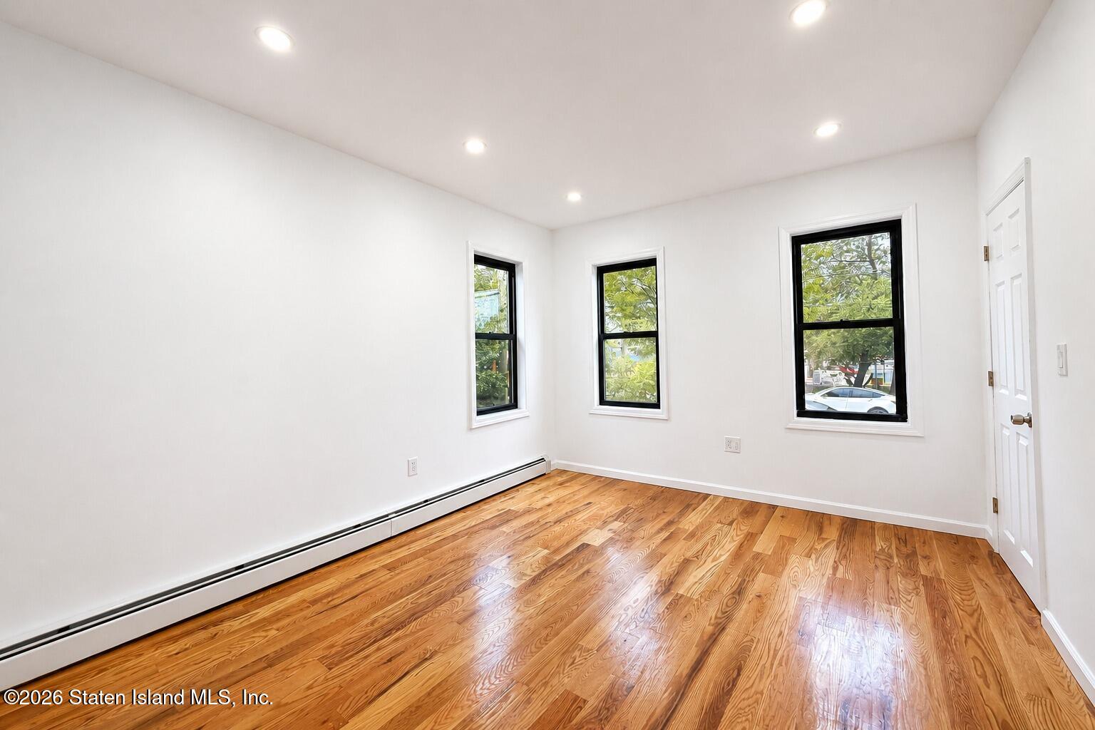 221 South Avenue, Staten Island, NY, 10303 image 28