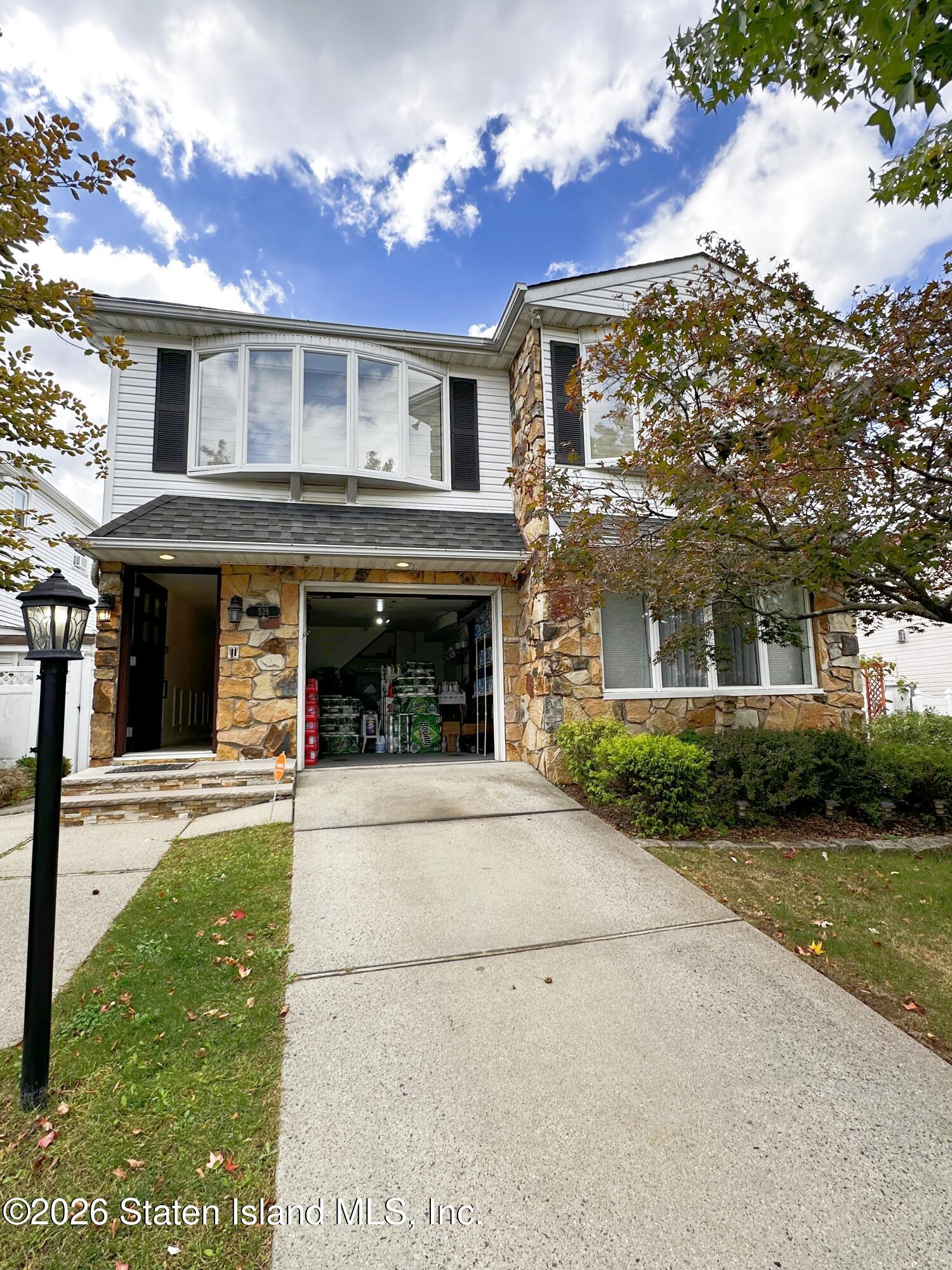 528 Eltingville Boulevard Image 2